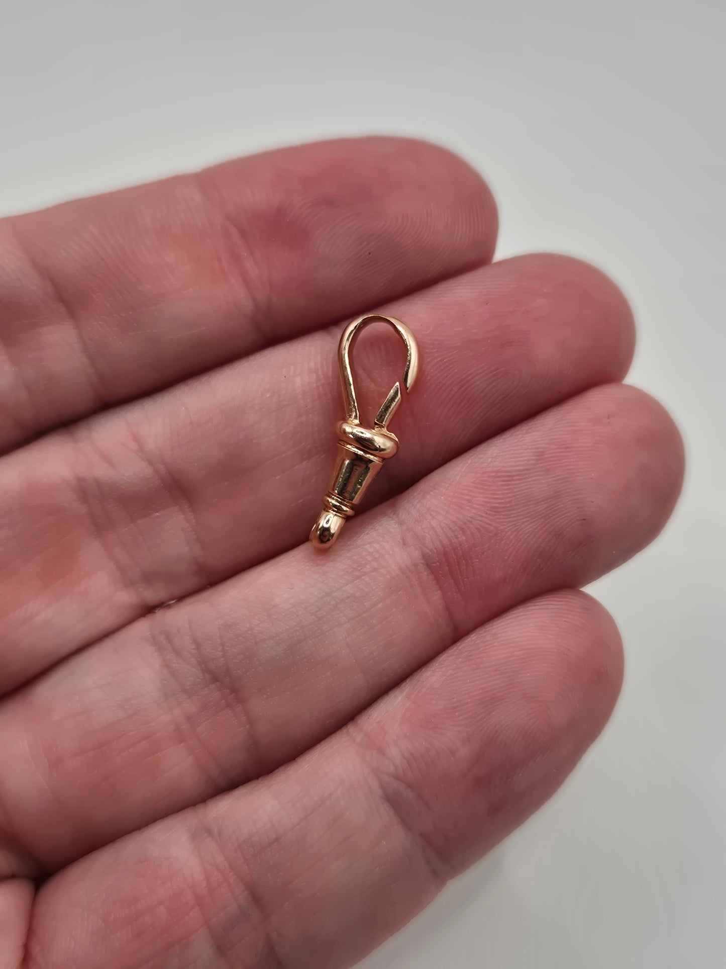 9ct rose gold dog clip (16)