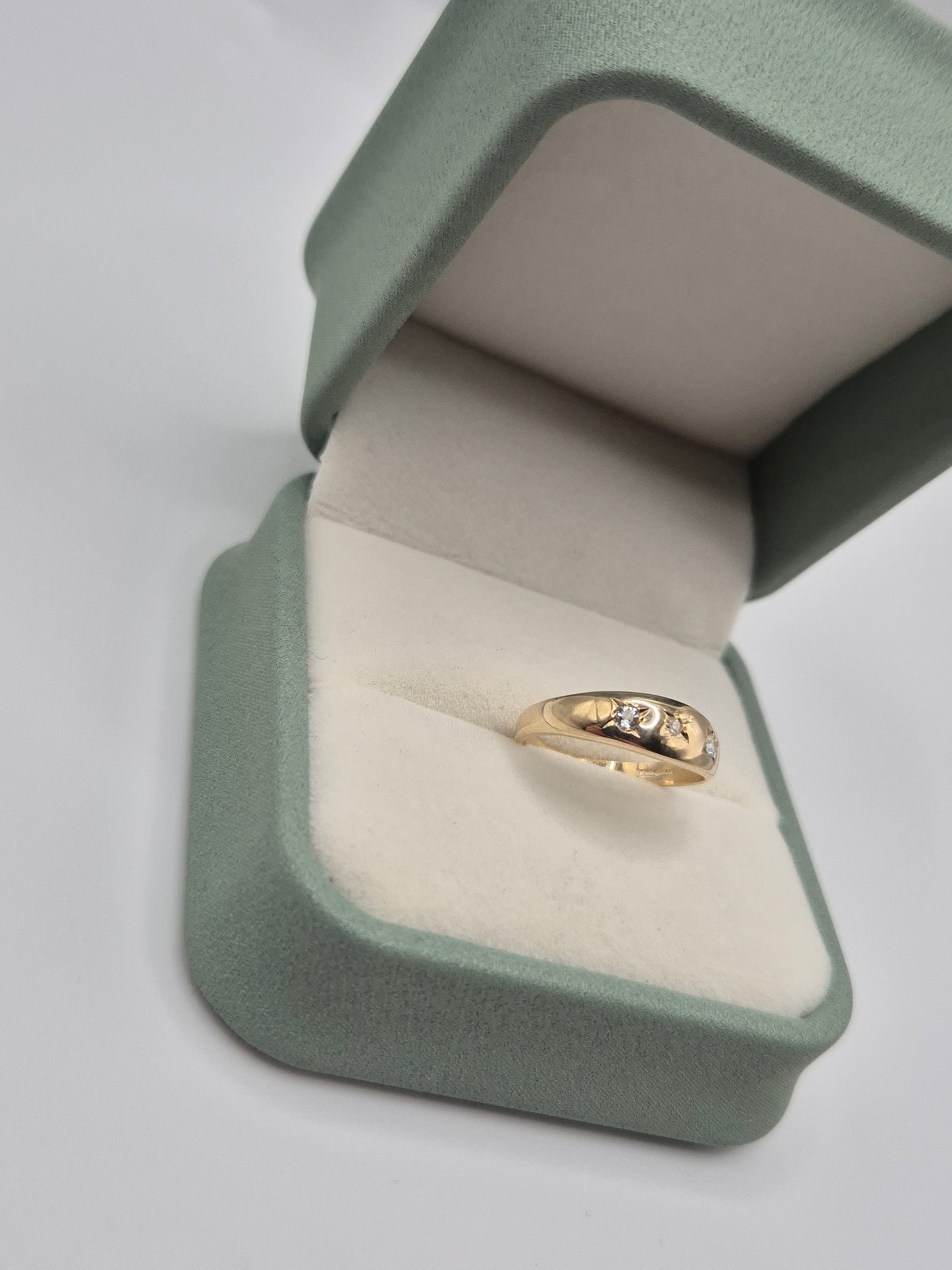 9ct gold topaz and diamond gypsy ring
