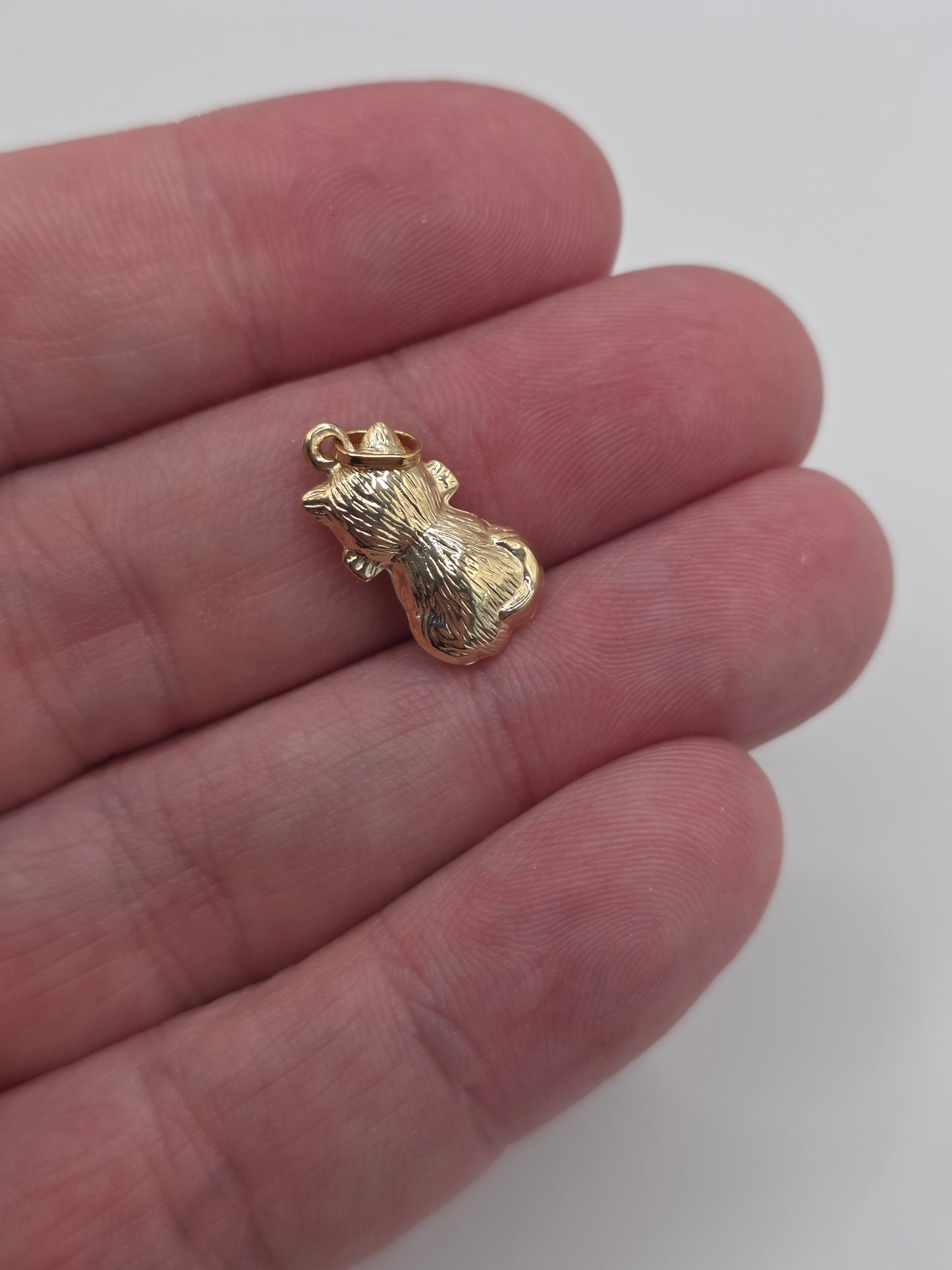 9ct gold cat charm