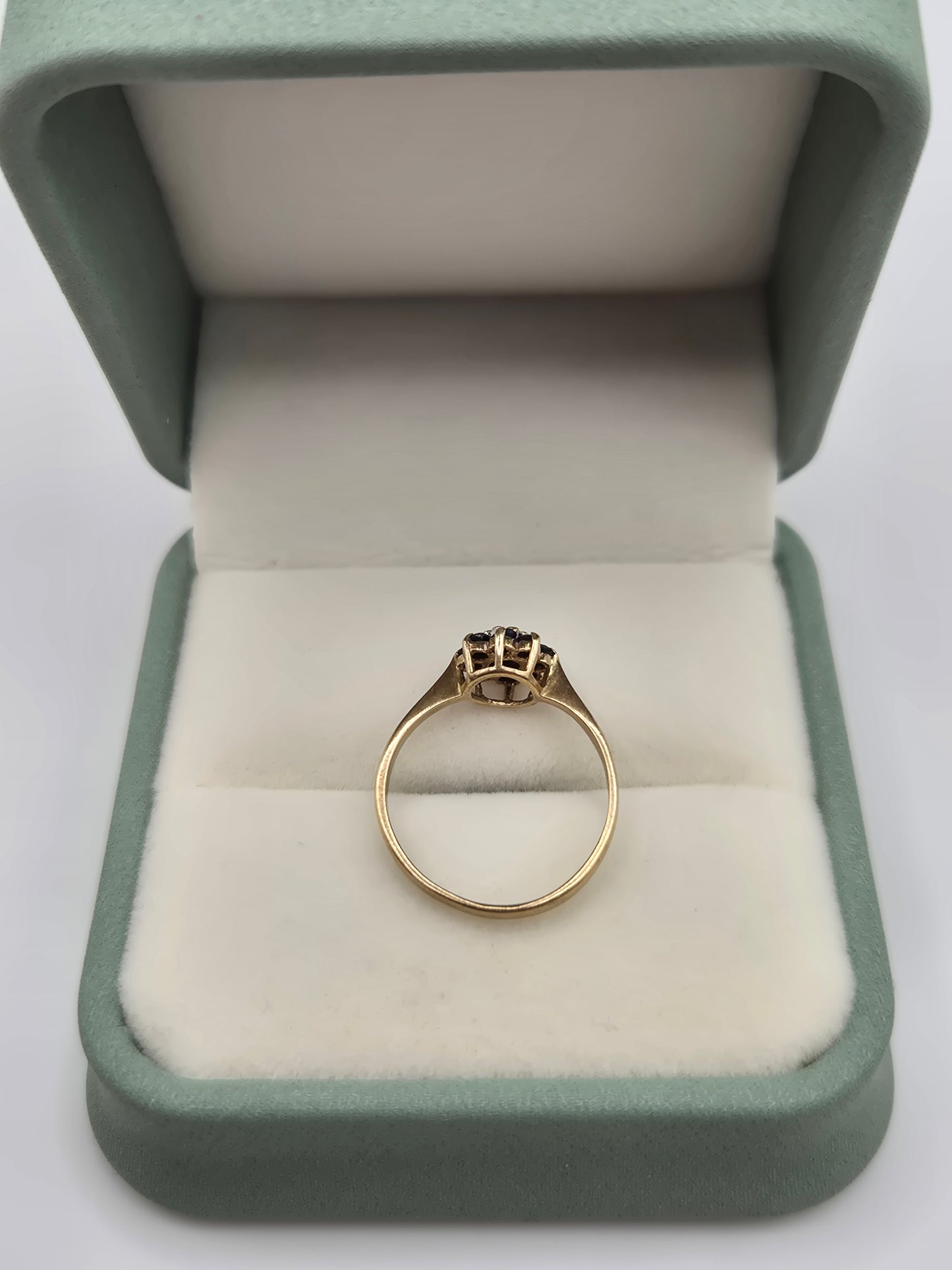 9ct gold sapphire and diamond ring