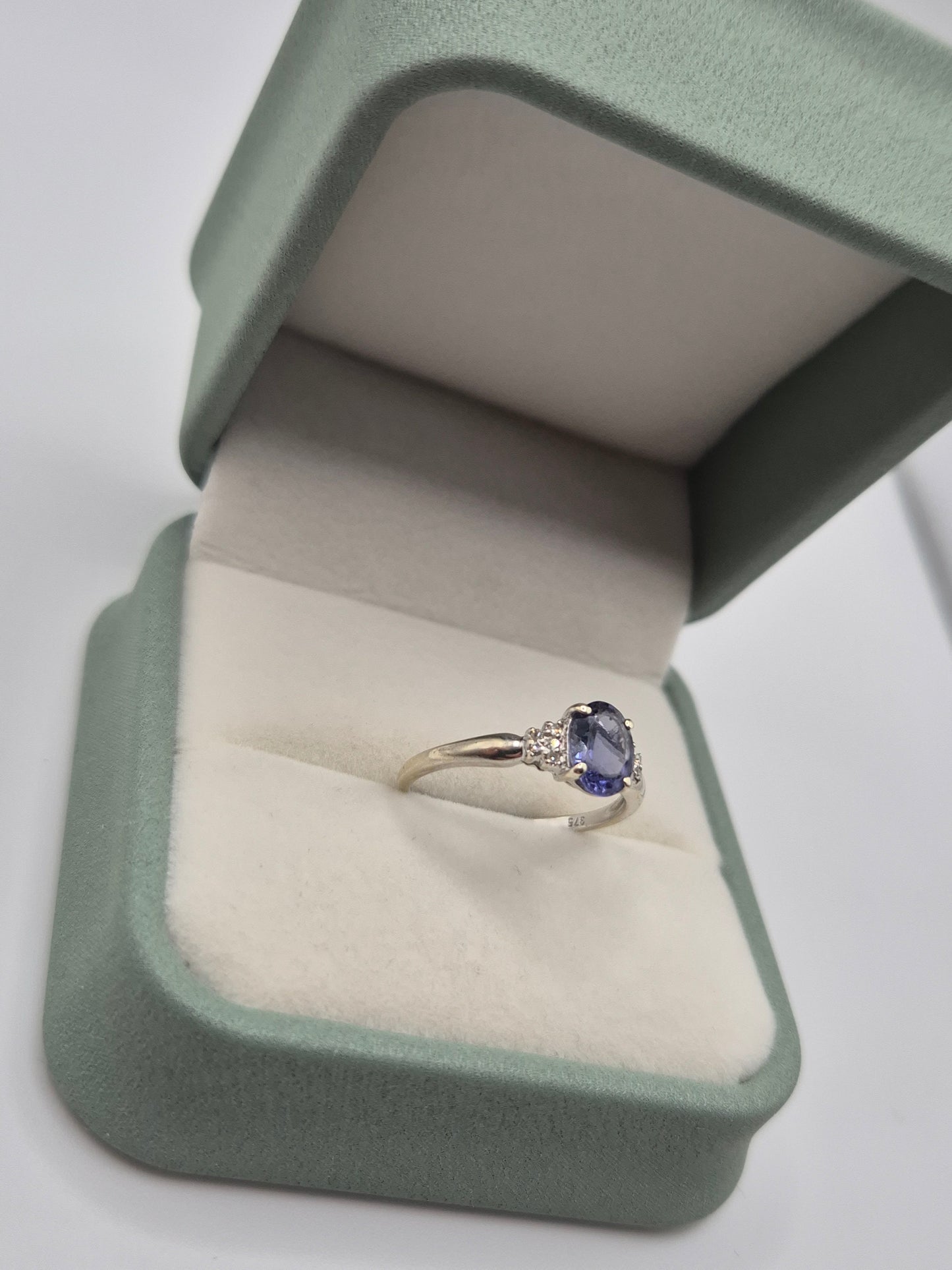 9ct white gold iolite and diamond ring