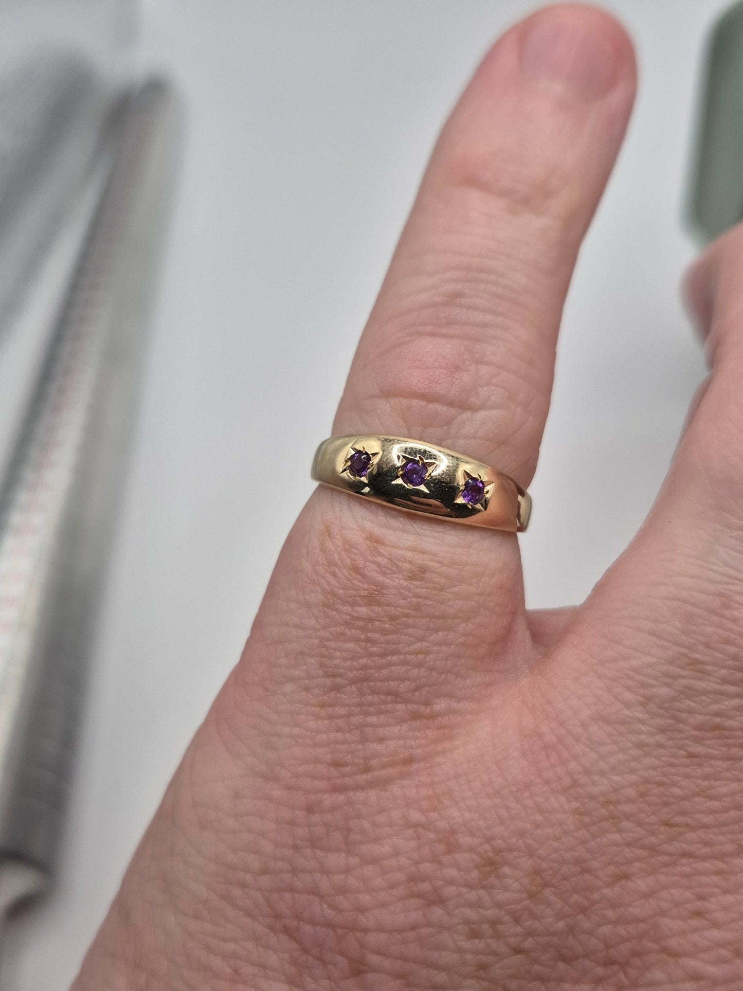 9ct gold amethyst gypsy ring