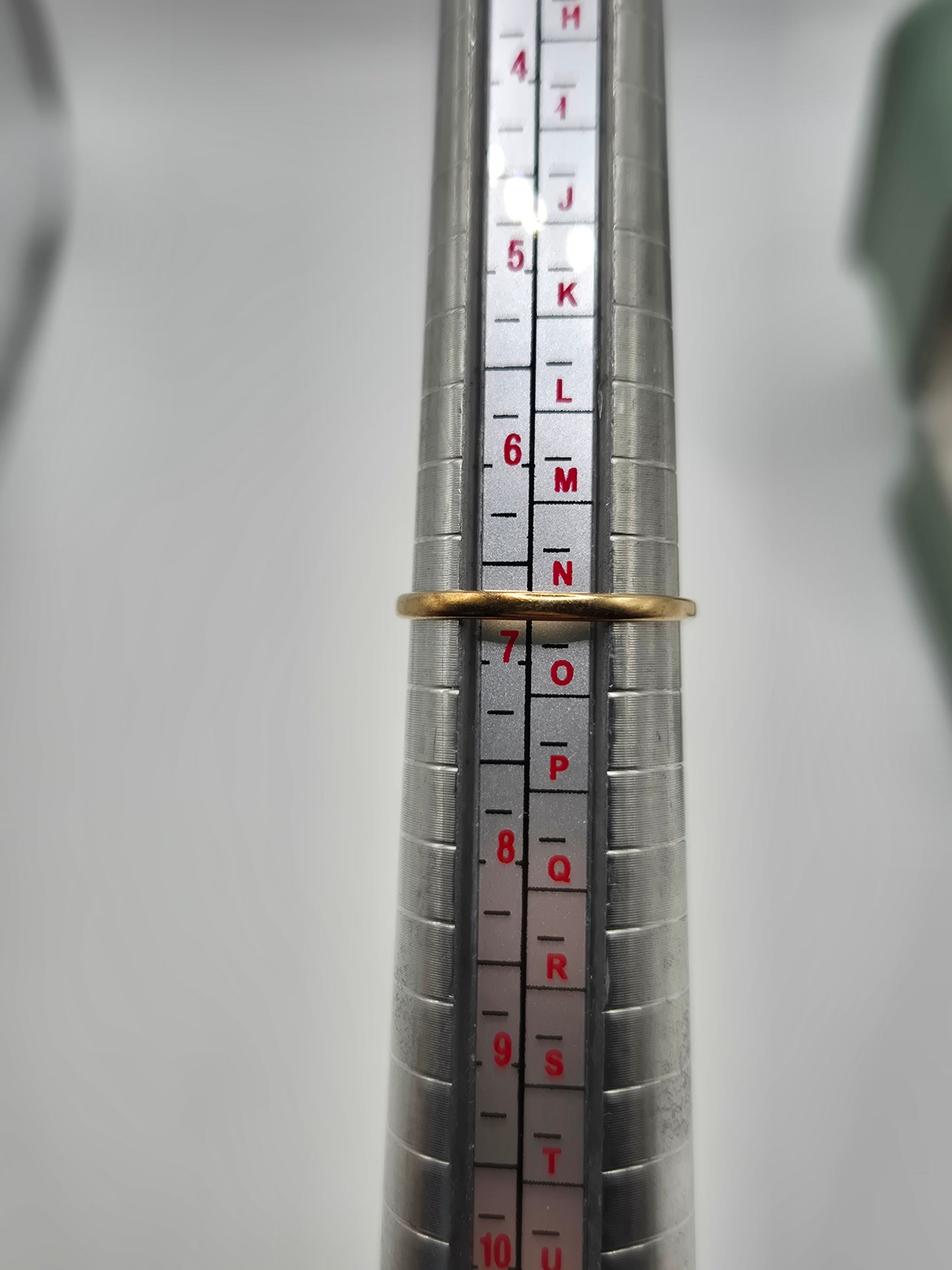 9ct gold multigen and diamond ring