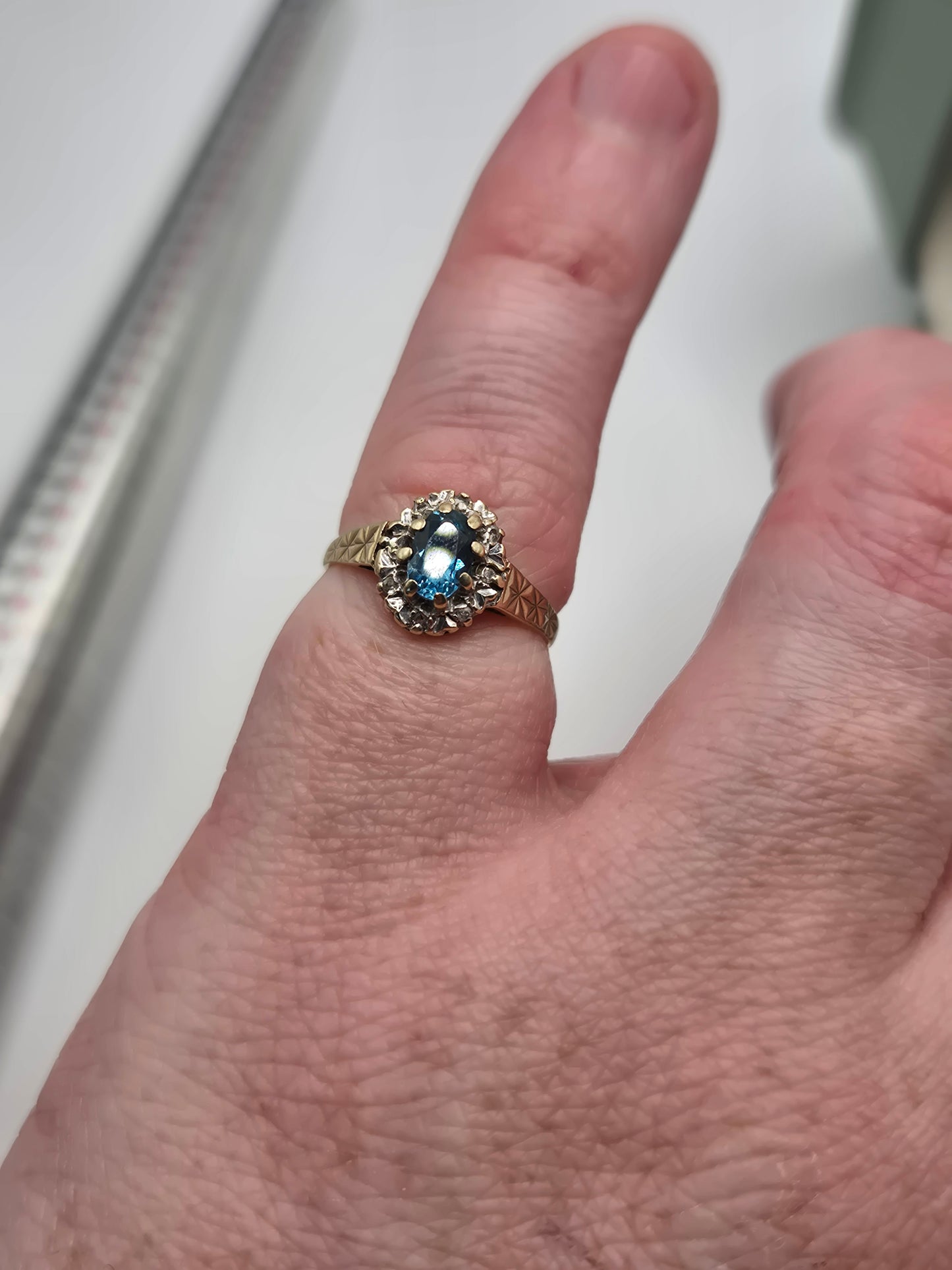 9ct gold topaz and diamond ring