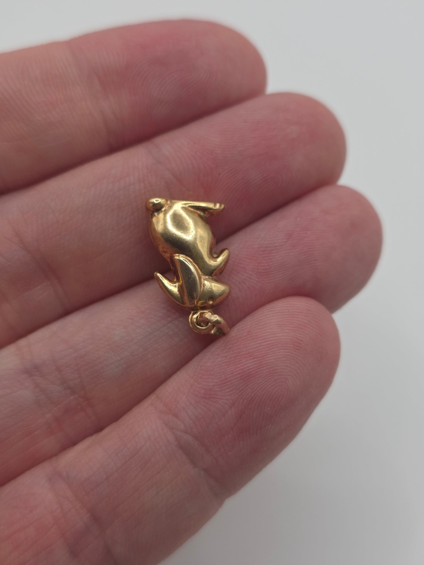 9ct gold rabbit charm