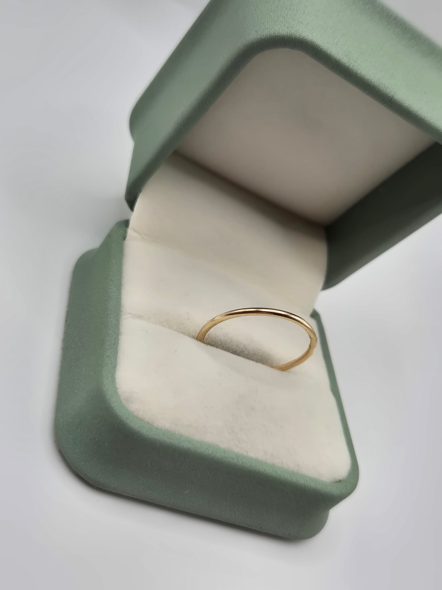 9ct gold stacking band ring