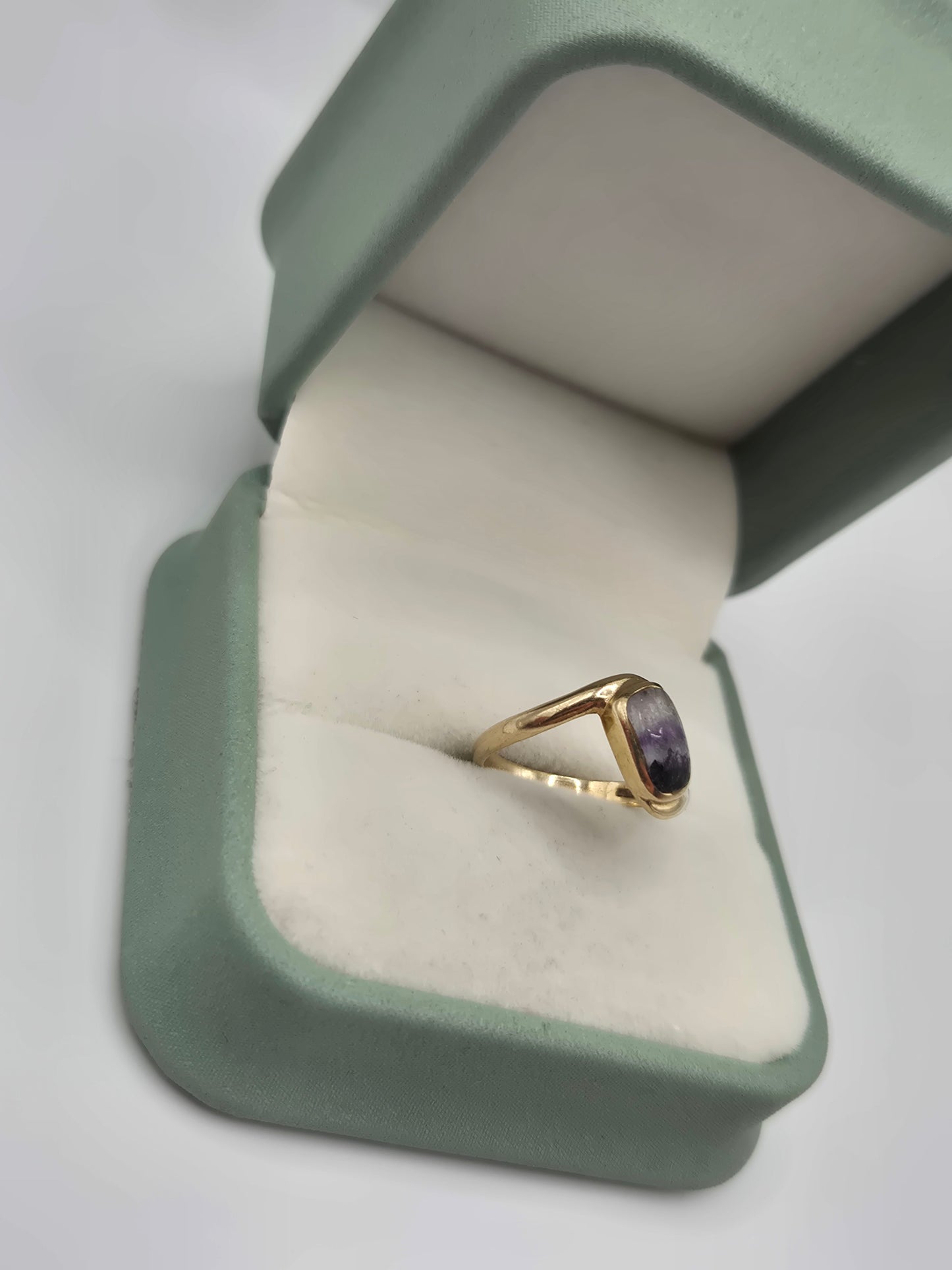 9ct gold Blue John ring