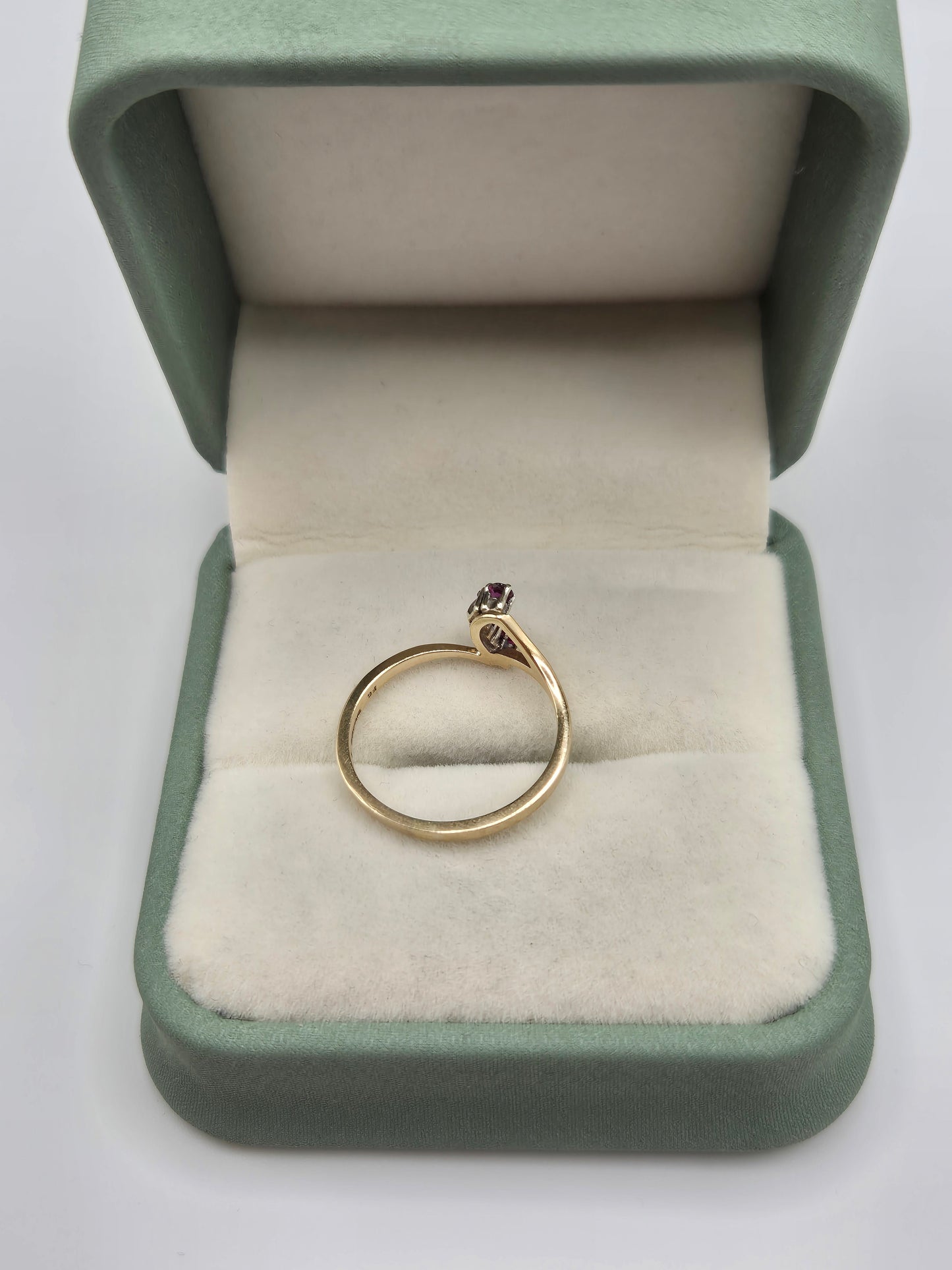 9ct gold ruby and diamond ring