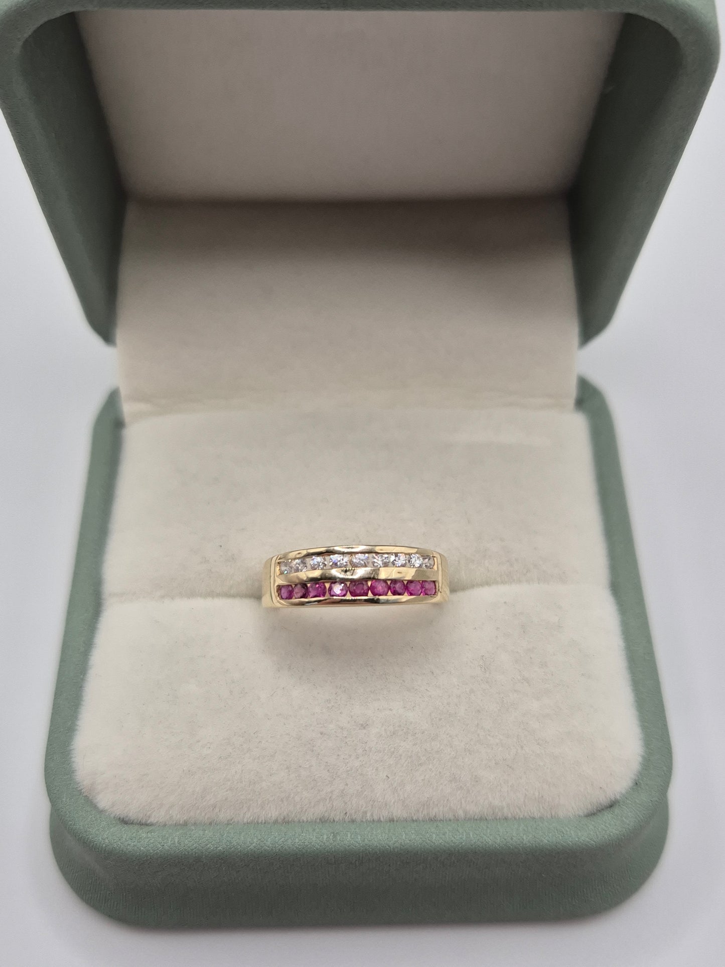 9ct gold ruby and cz ring