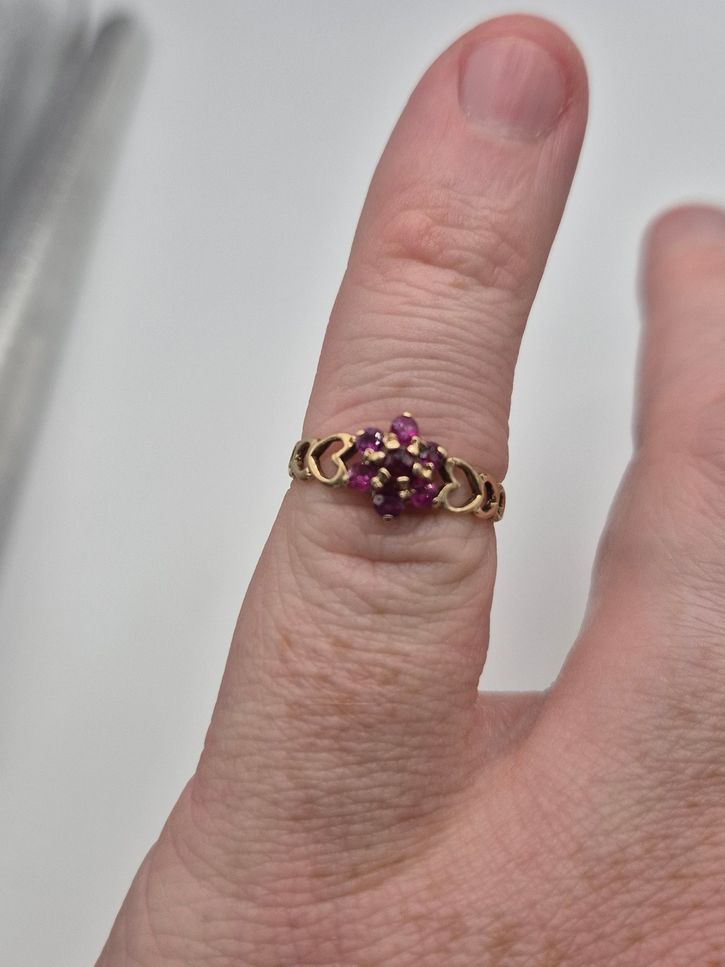 9ct gold ruby ring