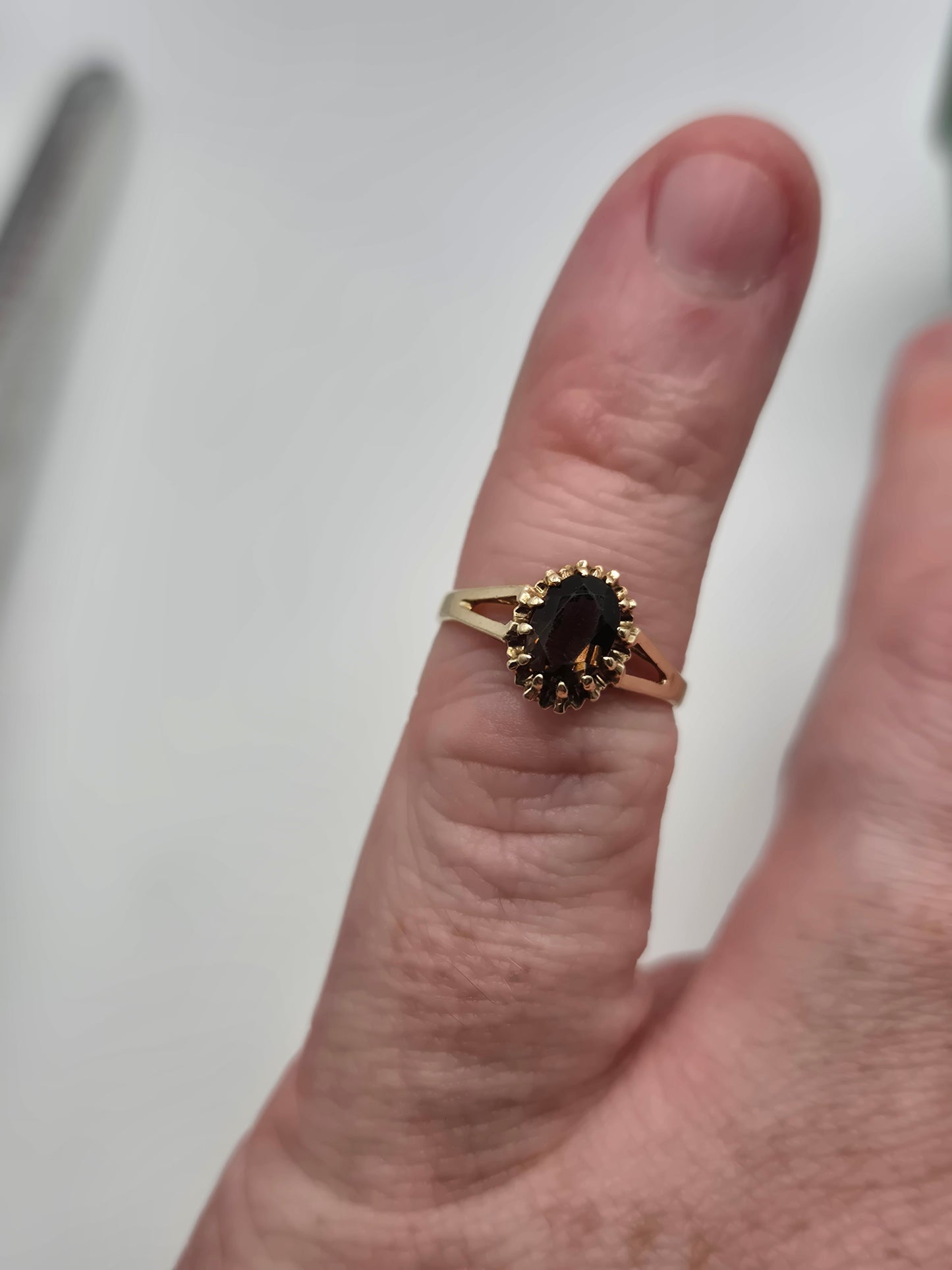 9ct gold smokey quartz ring