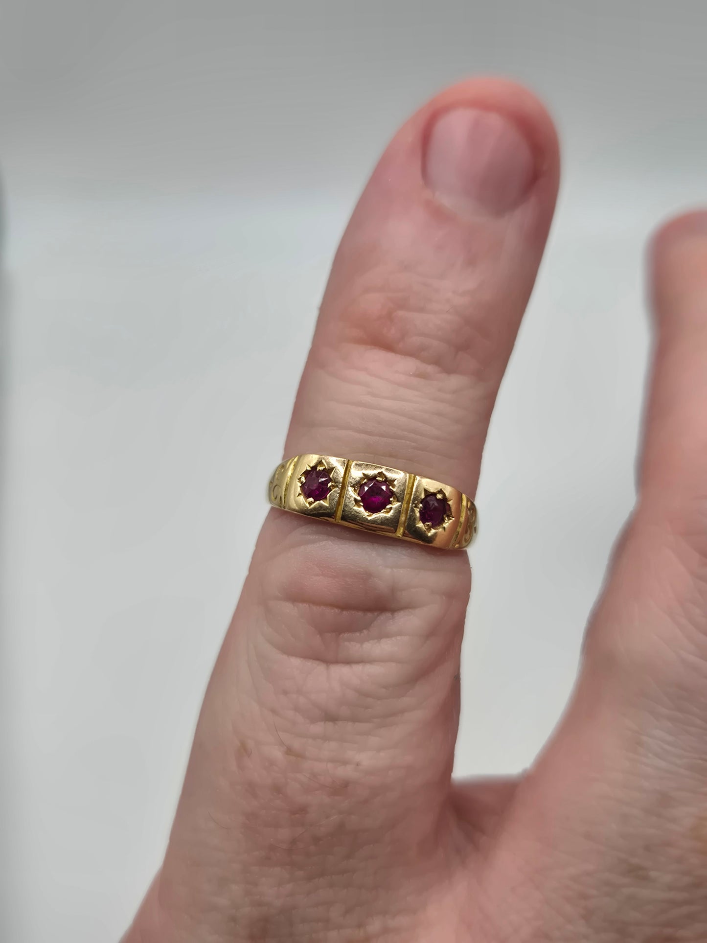 Antique 18ct gold ruby gypsy ring
