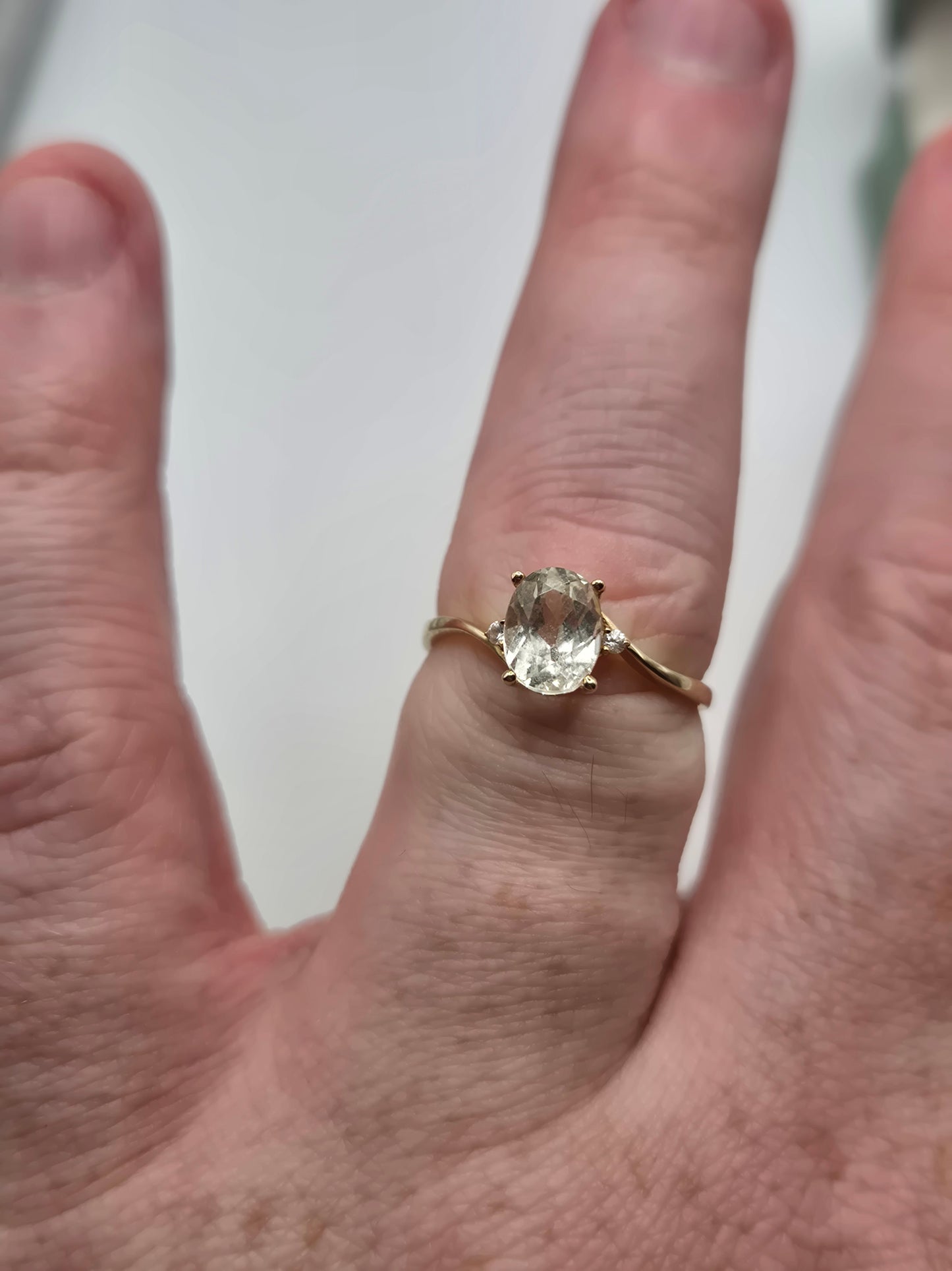 9ct gold topaz ring