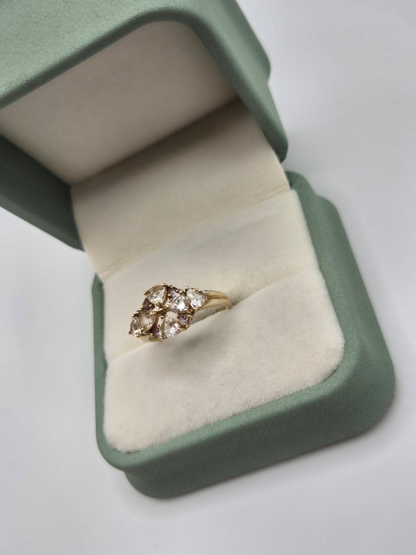 9ct gold quartz and amethyst ring