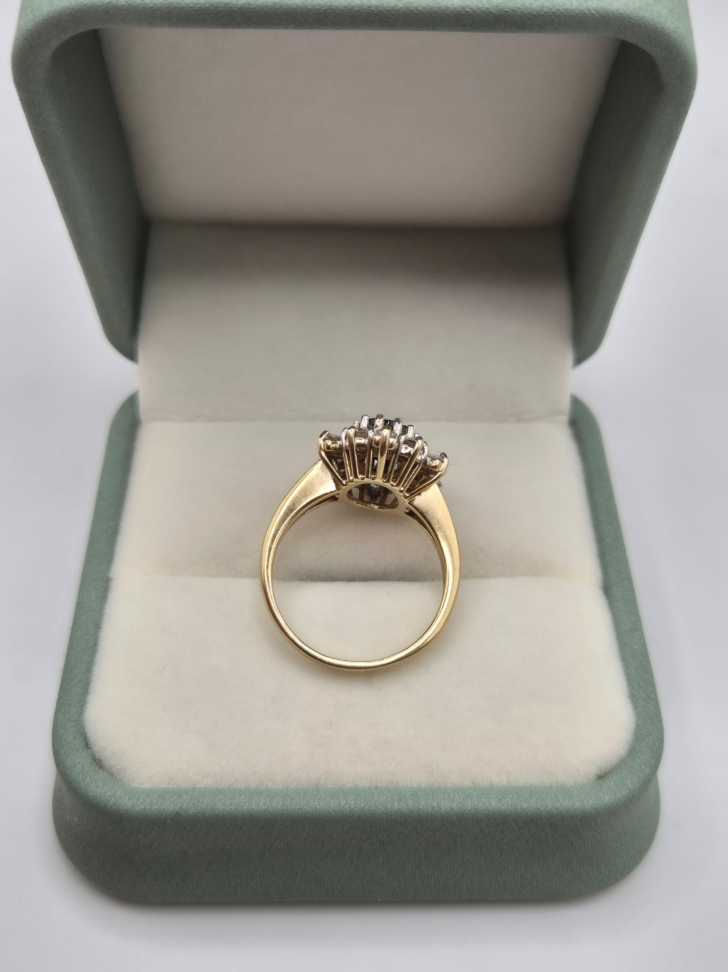 9ct gold sapphire and zircon ring
