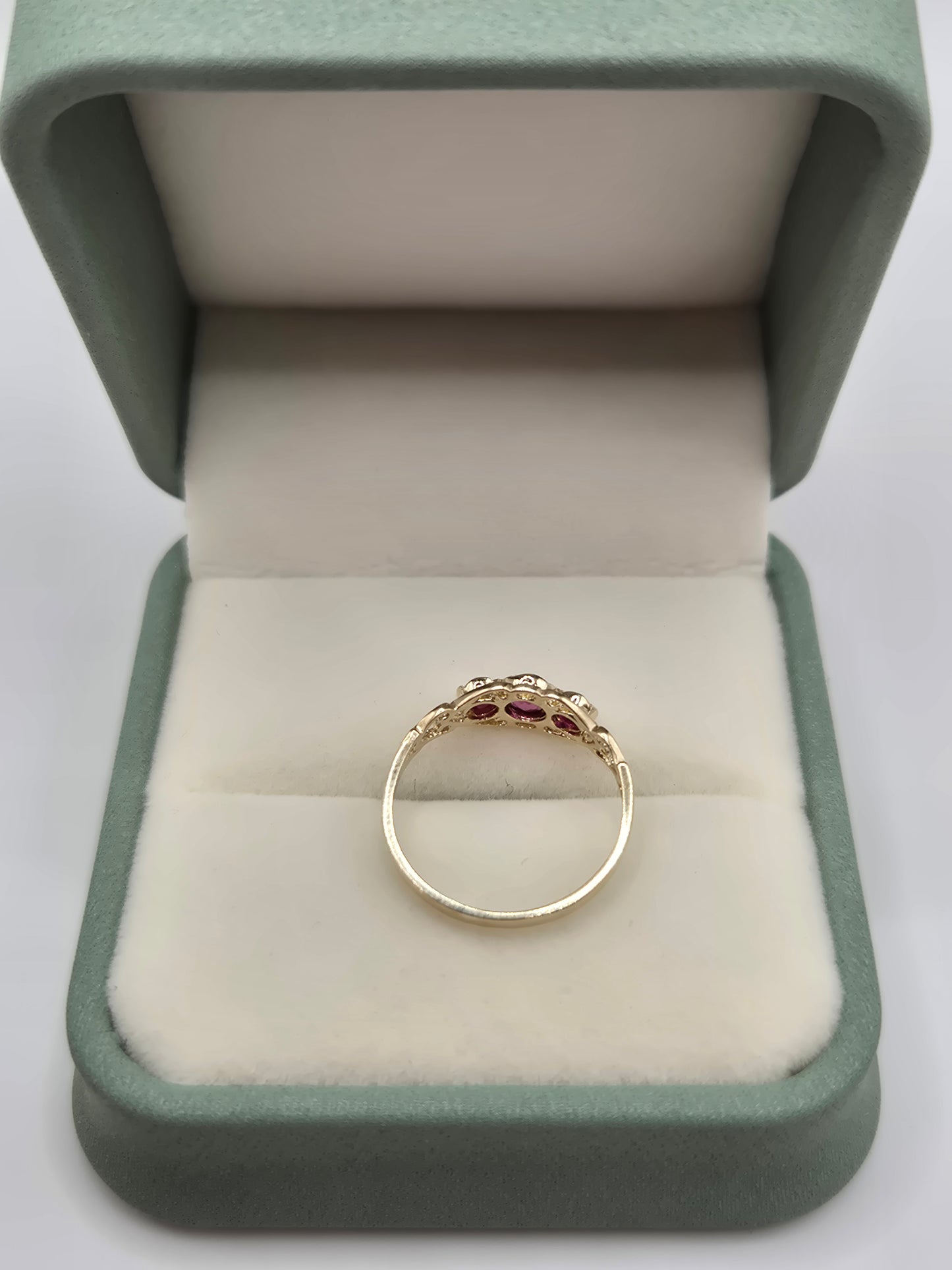 9ct gold ruby ring