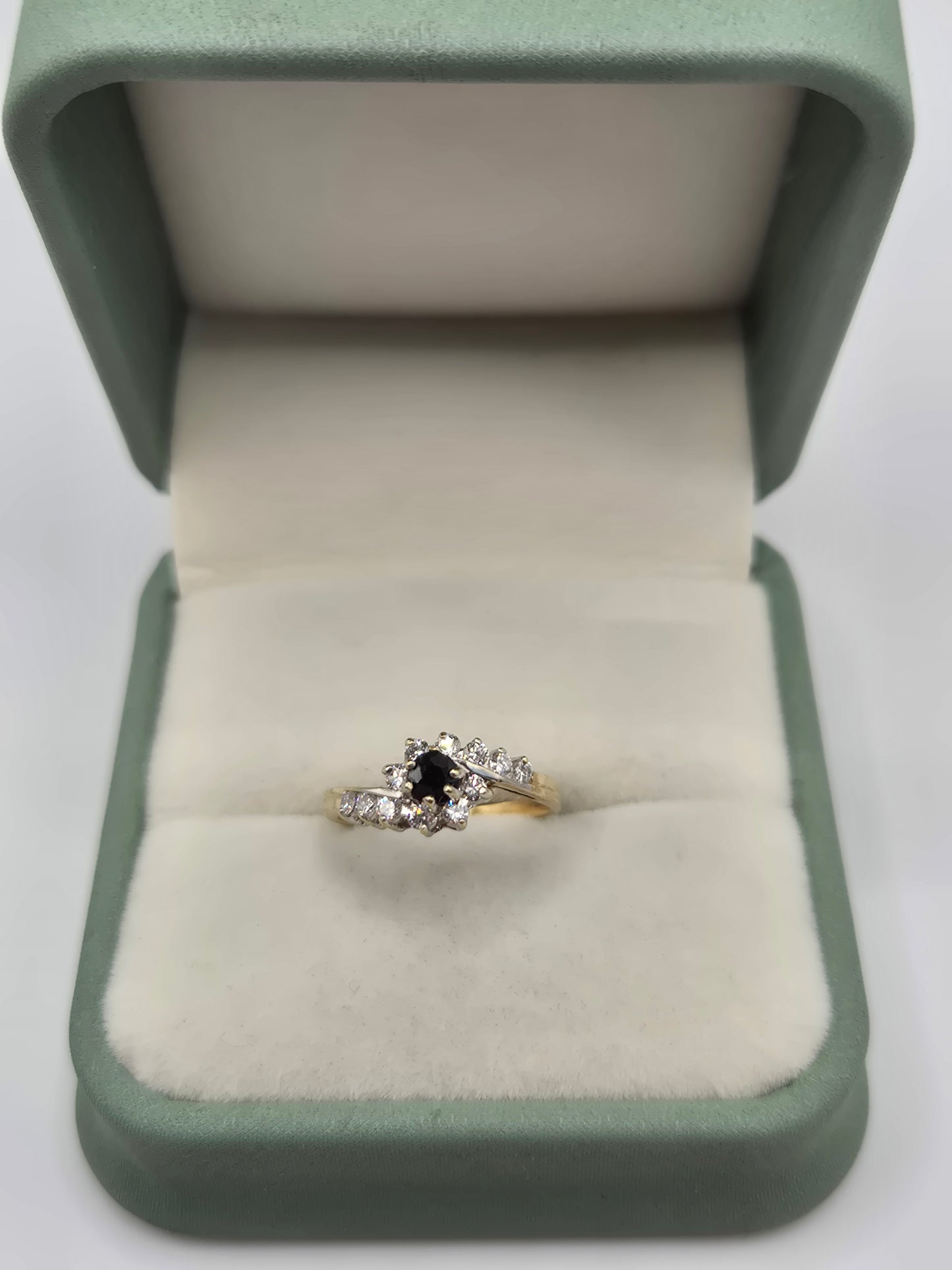 9ct gold sapphire and cz ring