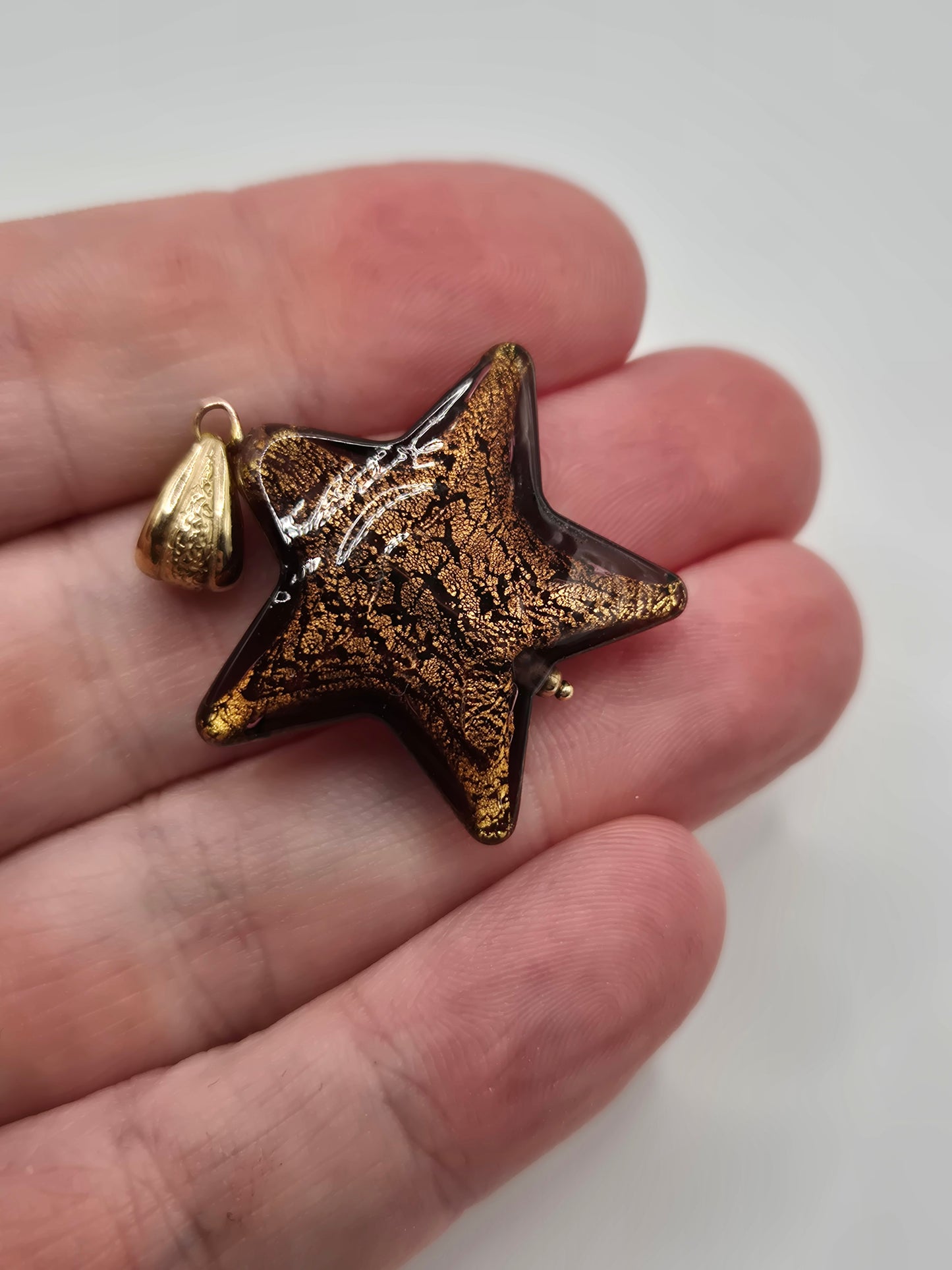 9ct gold gemstone star pendant