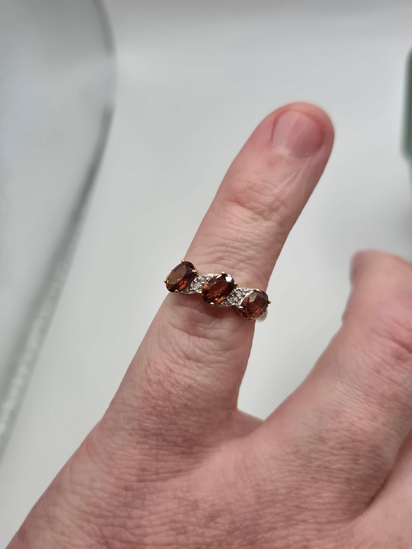 9ct gold quartz and diamond ring