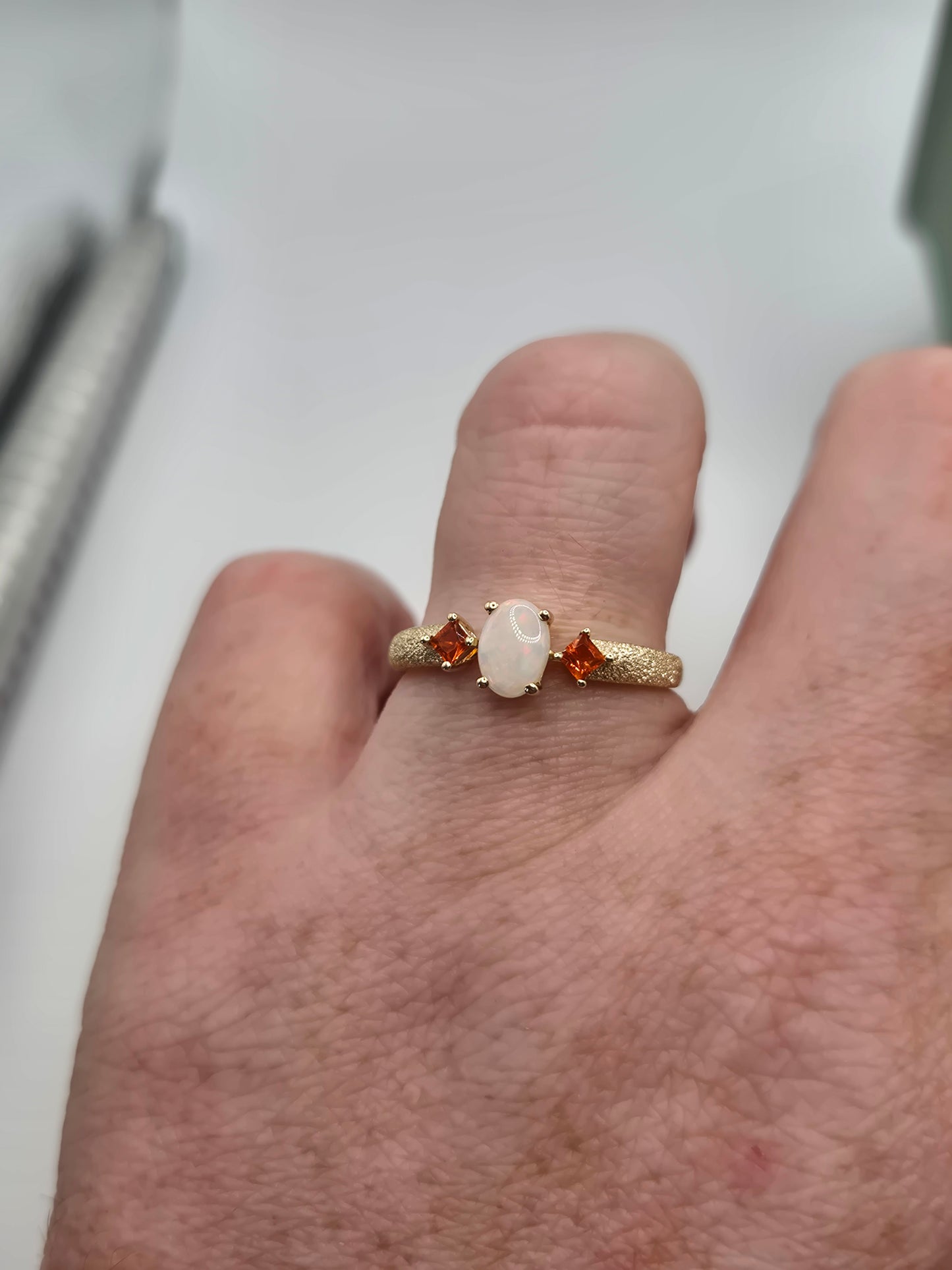 9ct gold opal and citrine ring