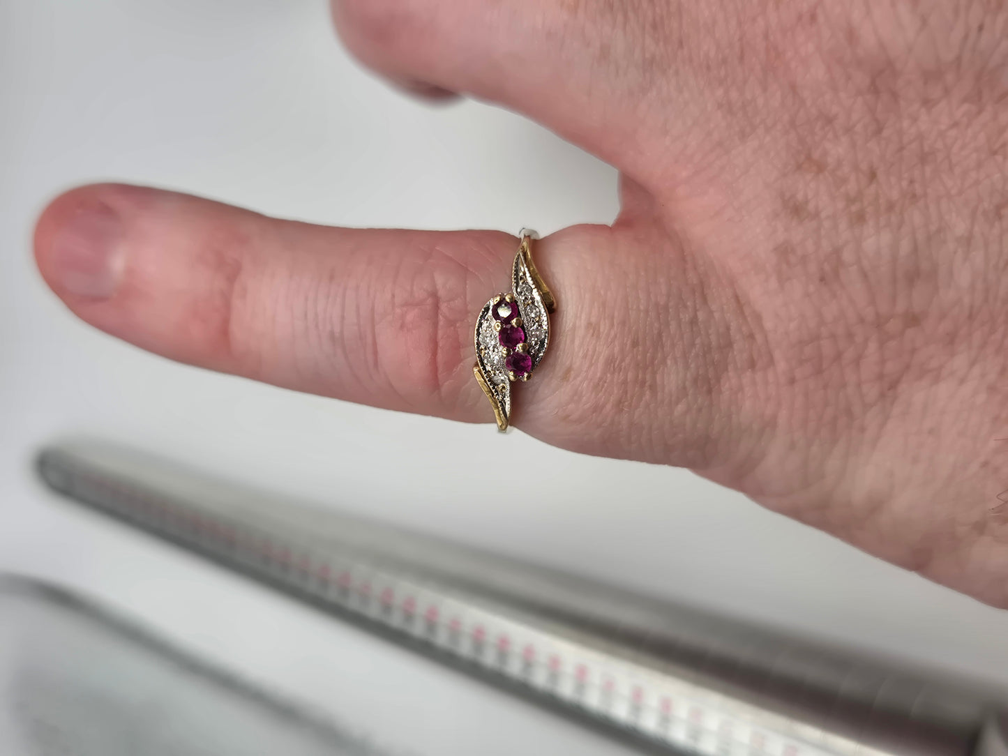 9ct gold ruby and diamond ring