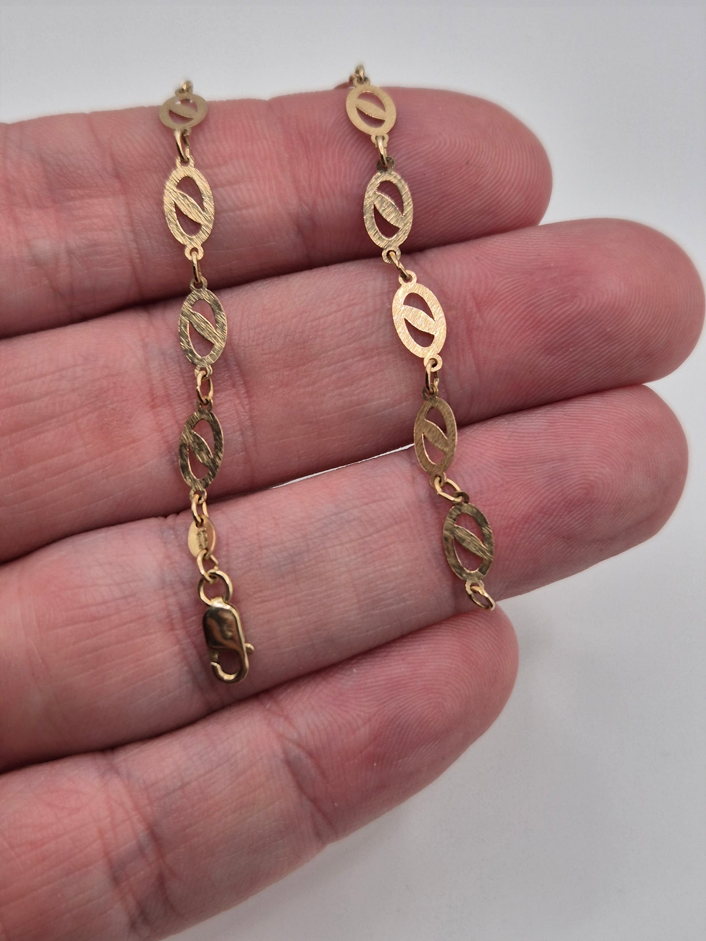 9ct gold bracelet