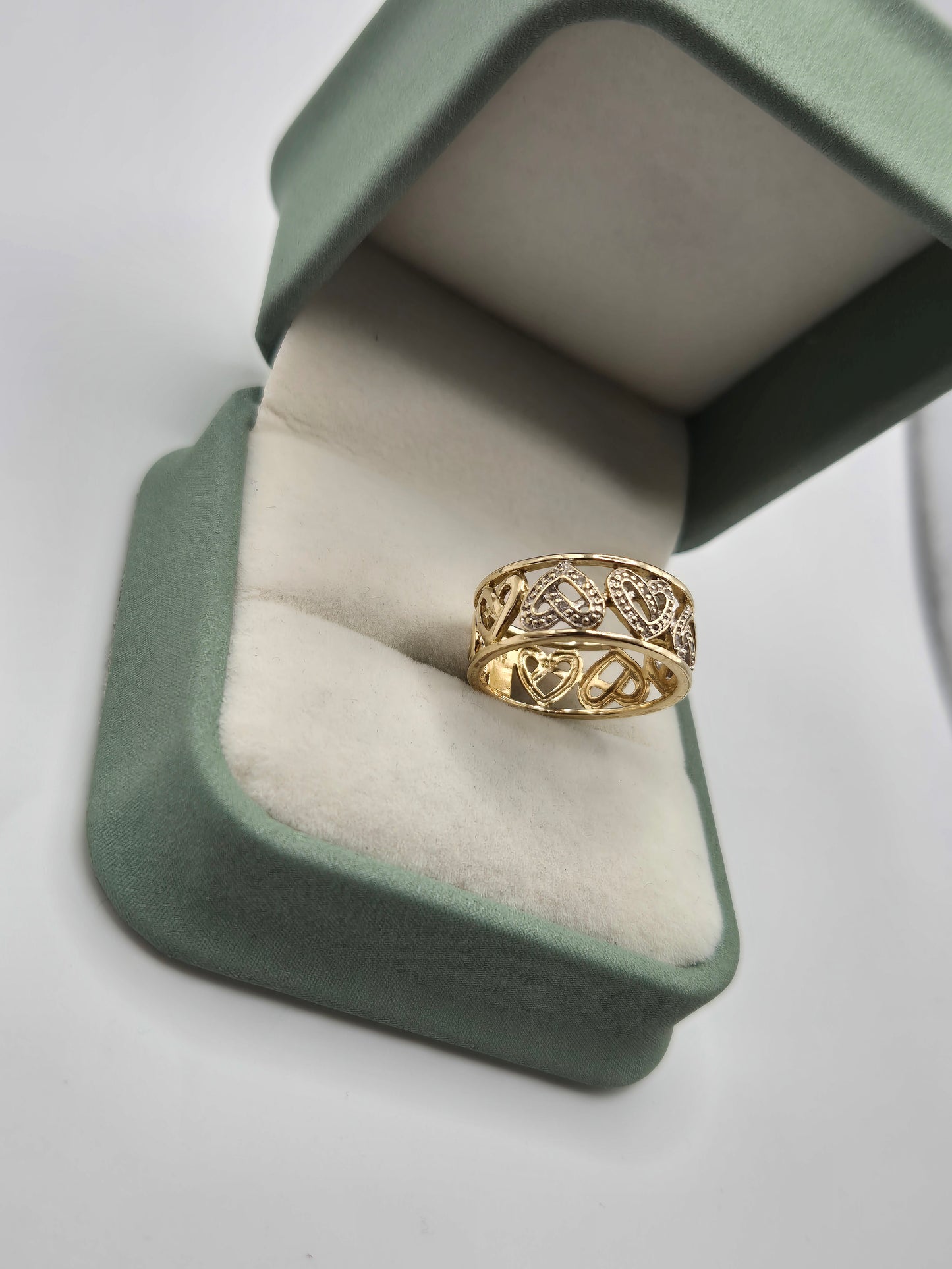 9ct gold diamond heart eternity ring
