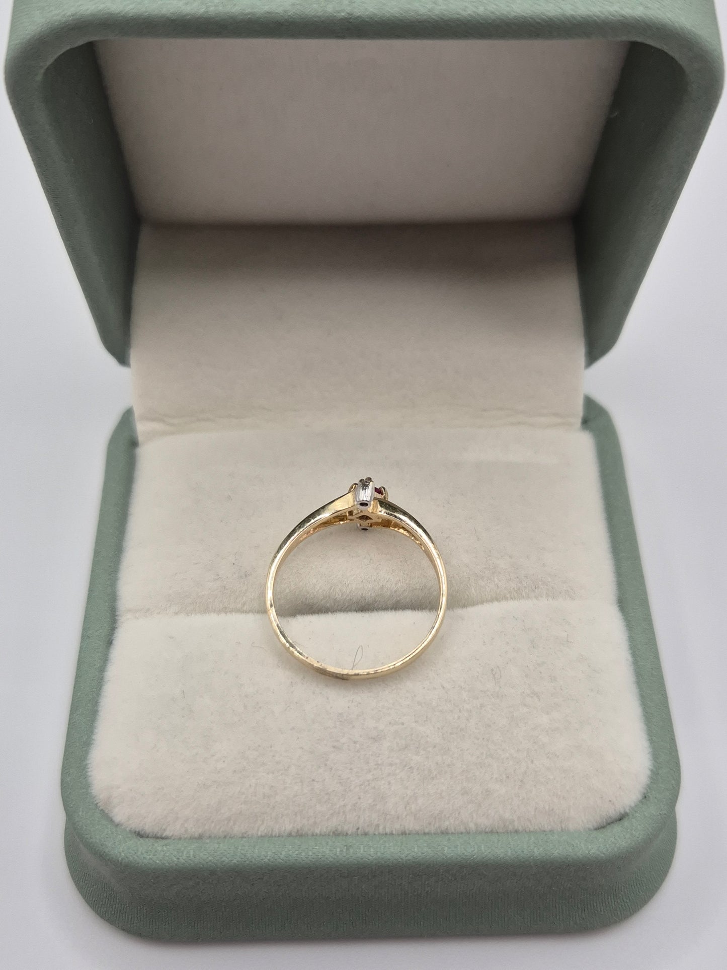 9ct gold ruby and diamond ring