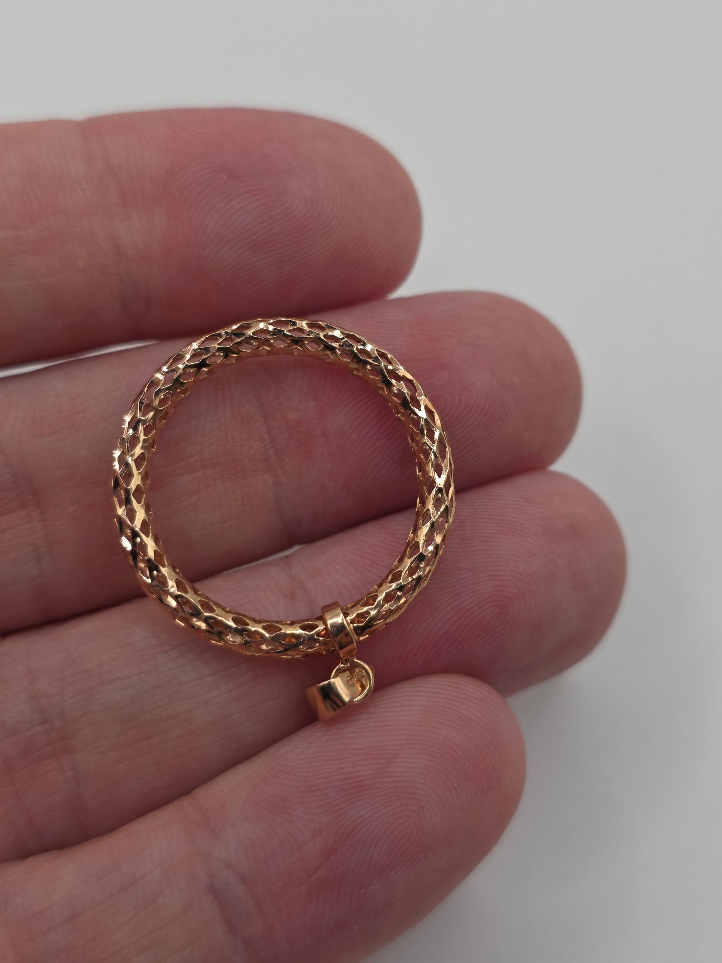 9ct rose gold pendant