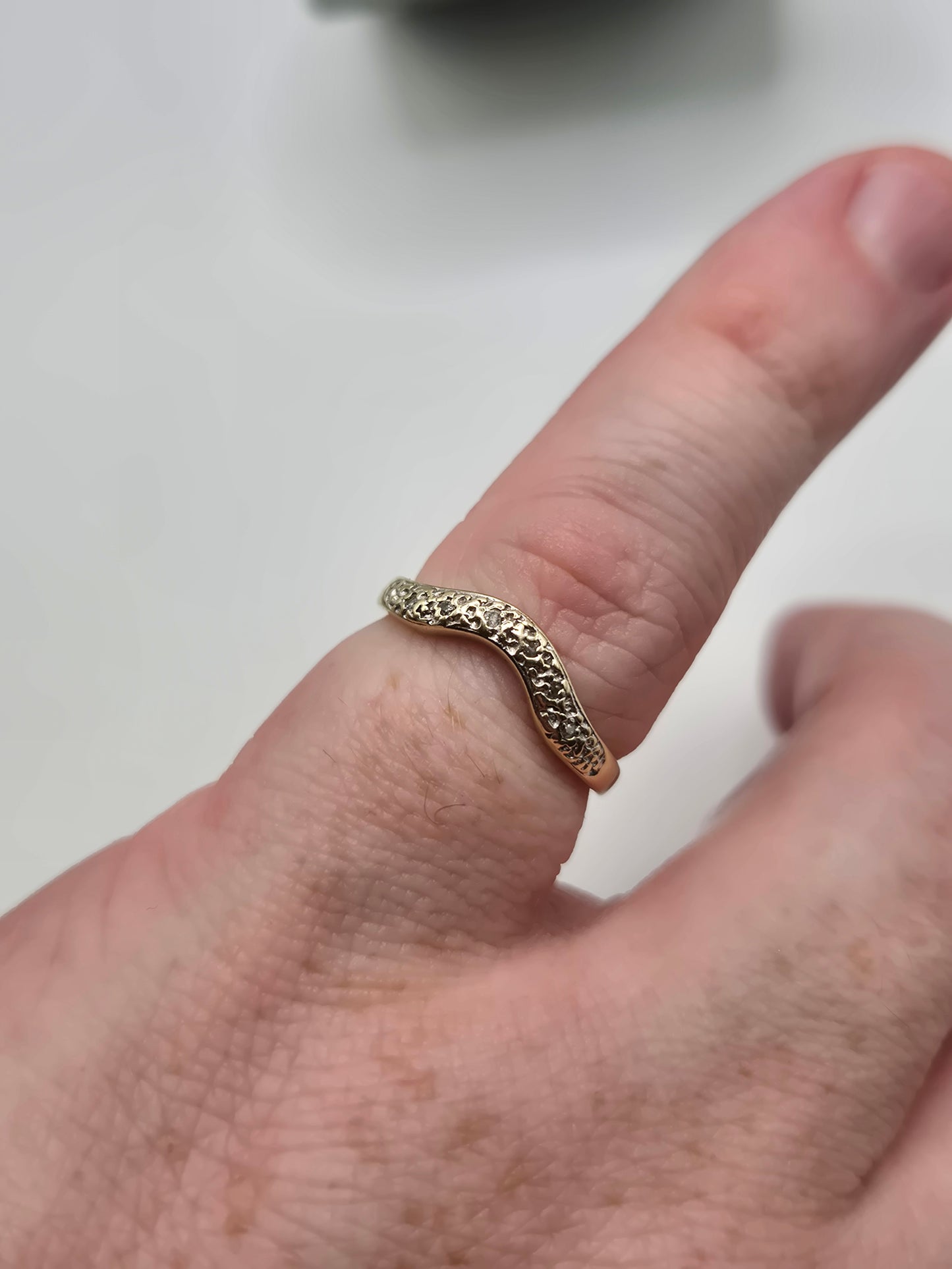9ct gold diamond wishbone ring