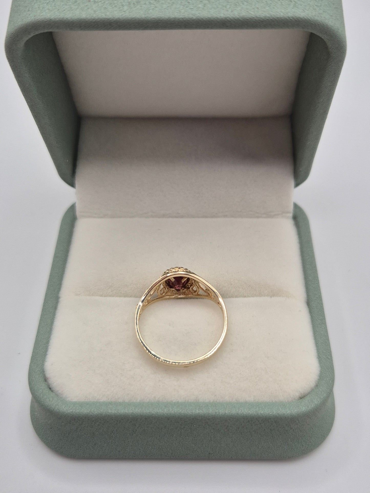 9ct gold pink topaz ring