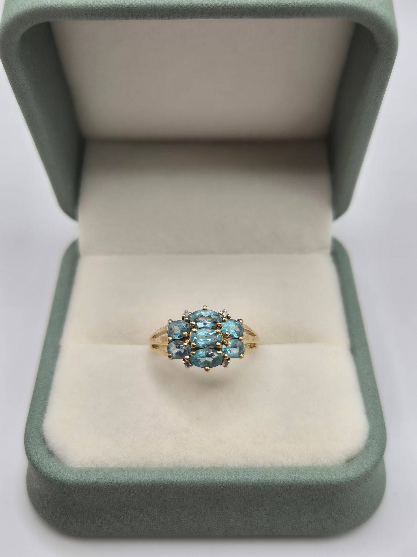 9ct gold topaz and diamond ring