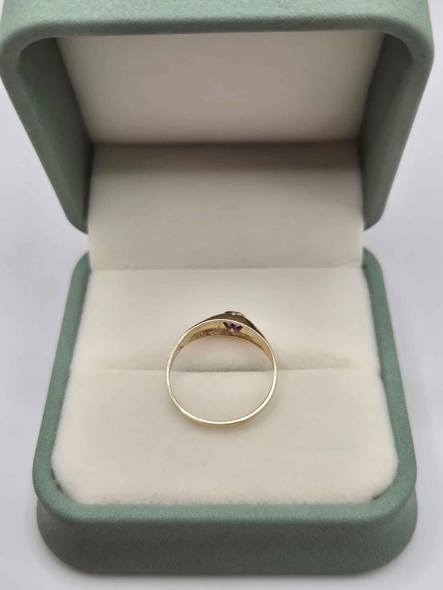 9ct gold amethyst gypsy ring