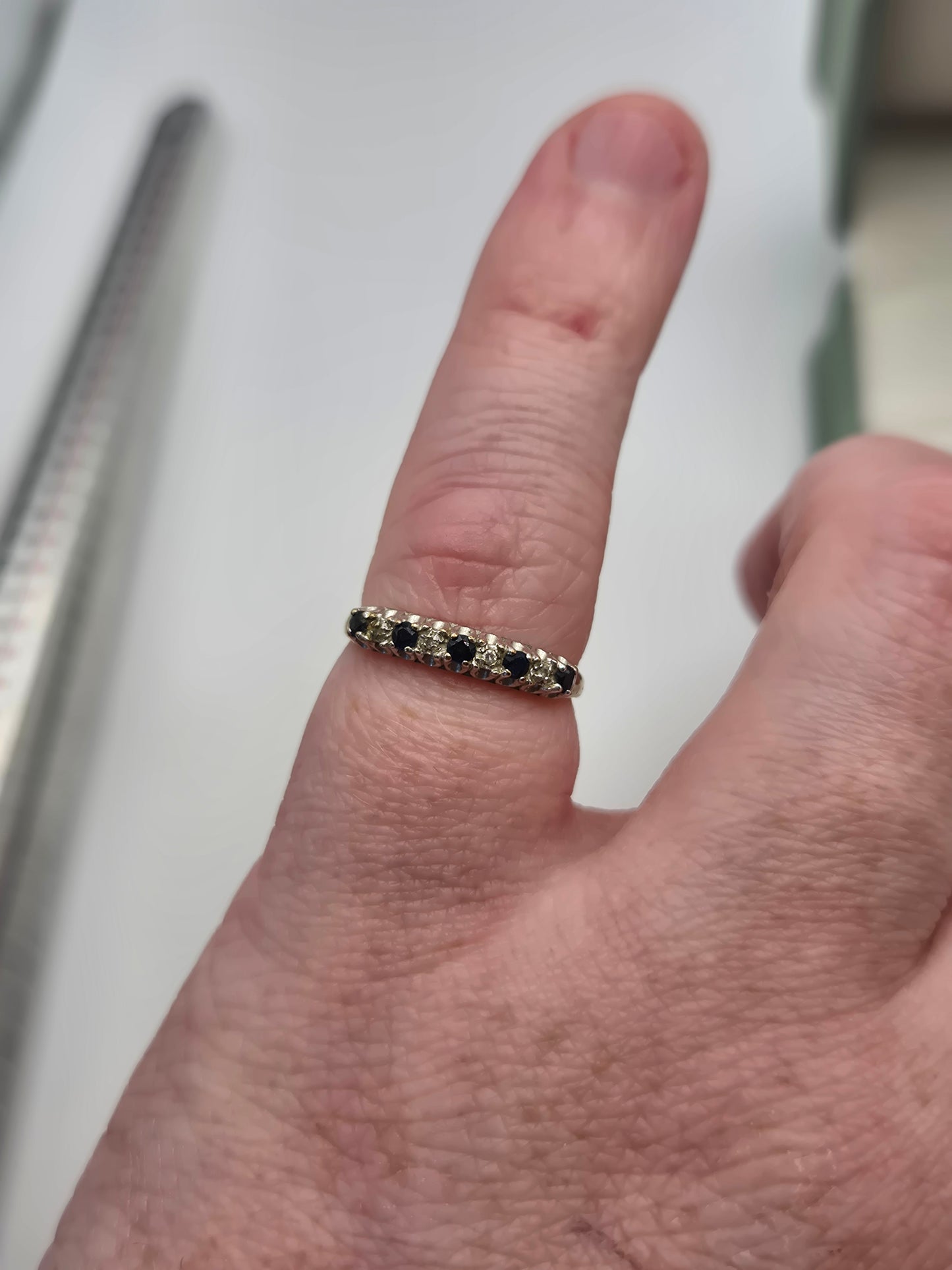 9ct gold sapphire and diamond ring