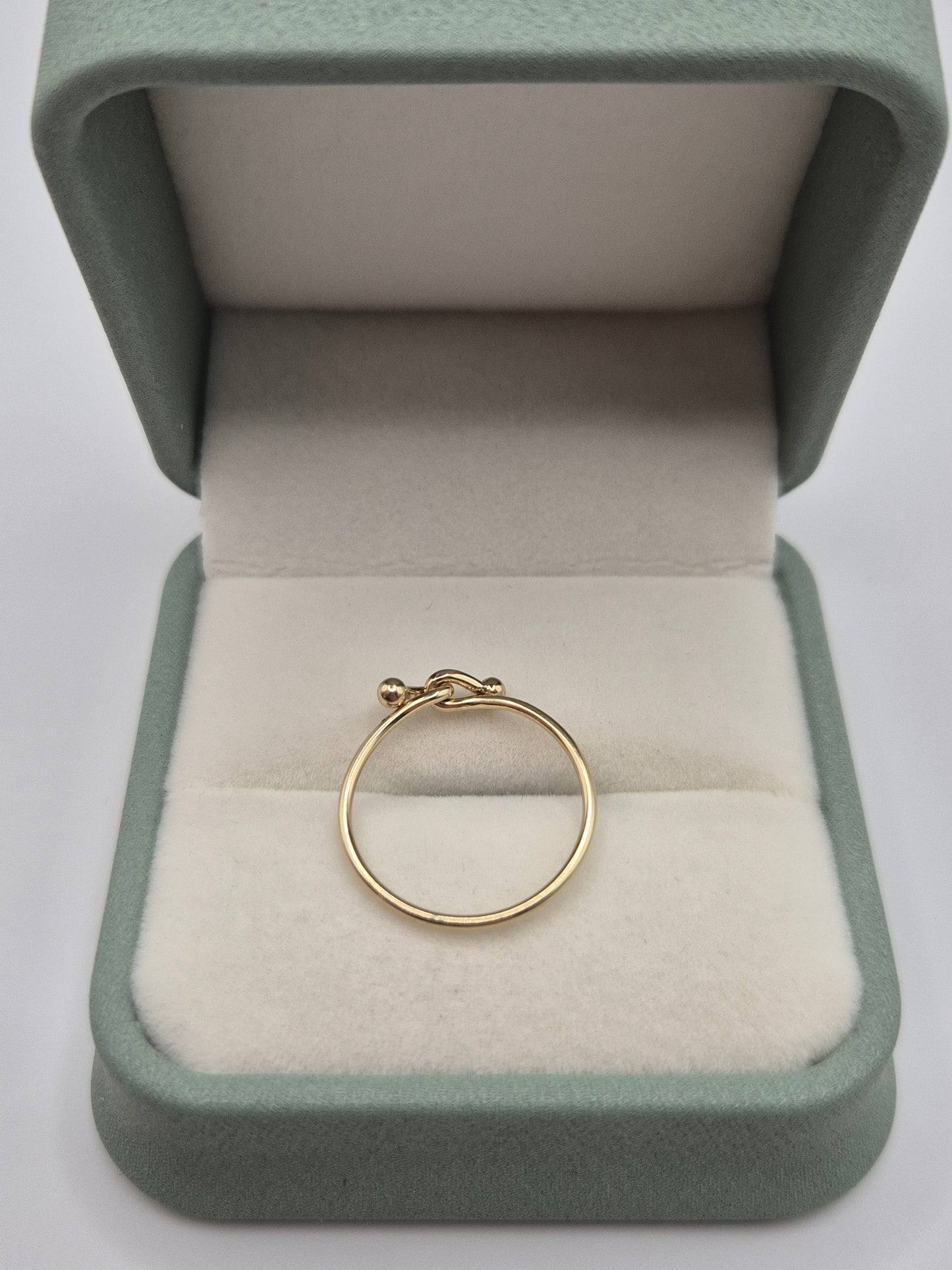 9ct gold ring