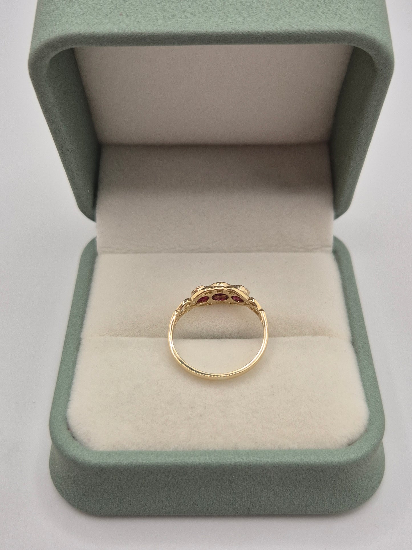 9ct gold ruby ring