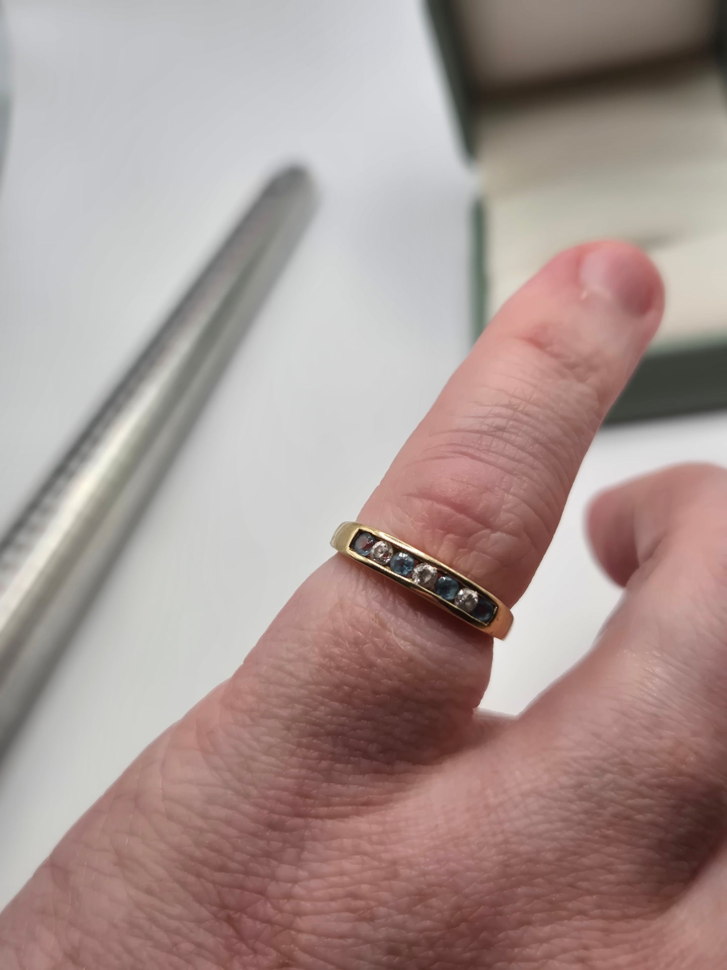 9ct gold topaz ring