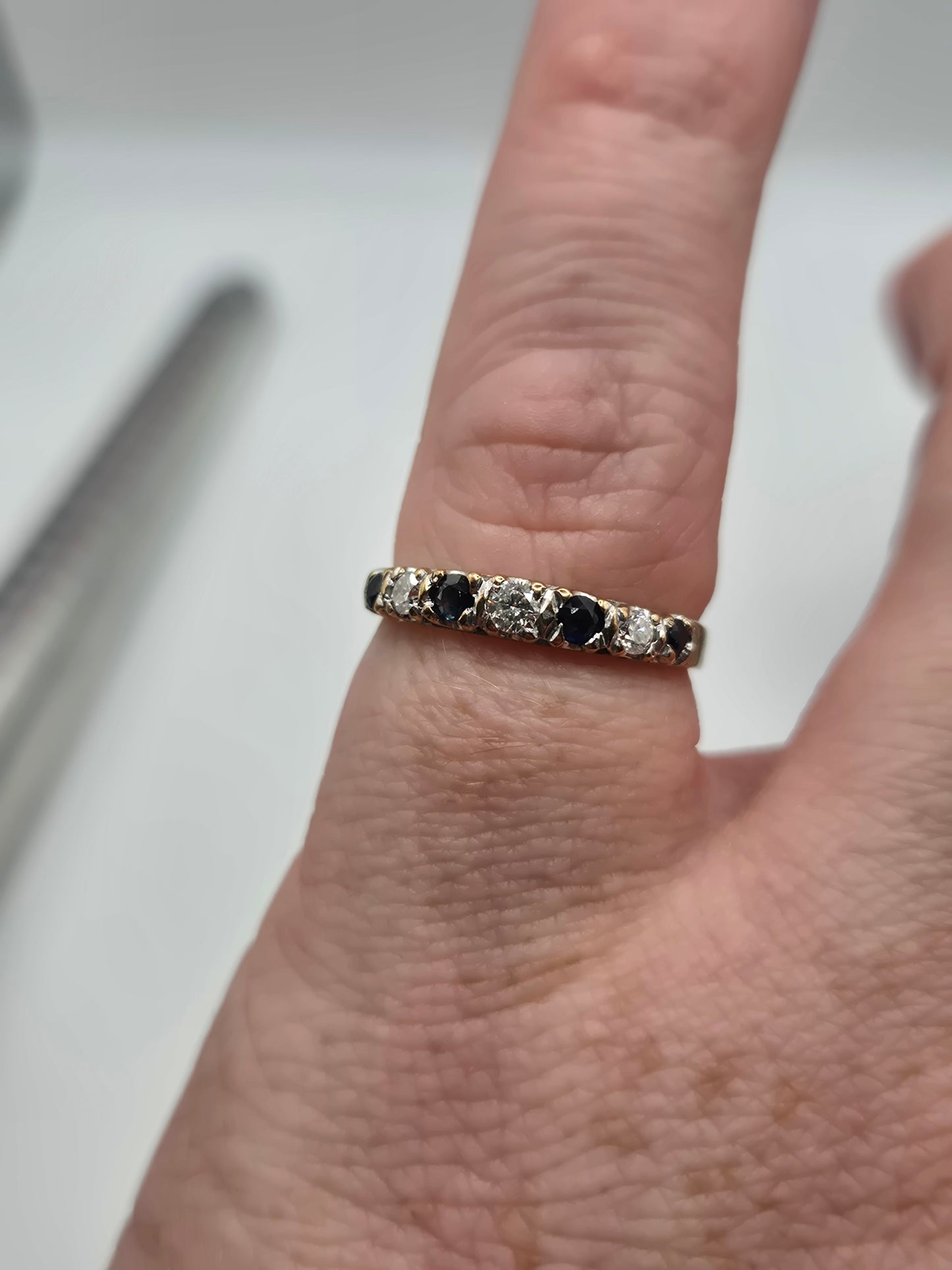 9ct gold sapphire and cz ring