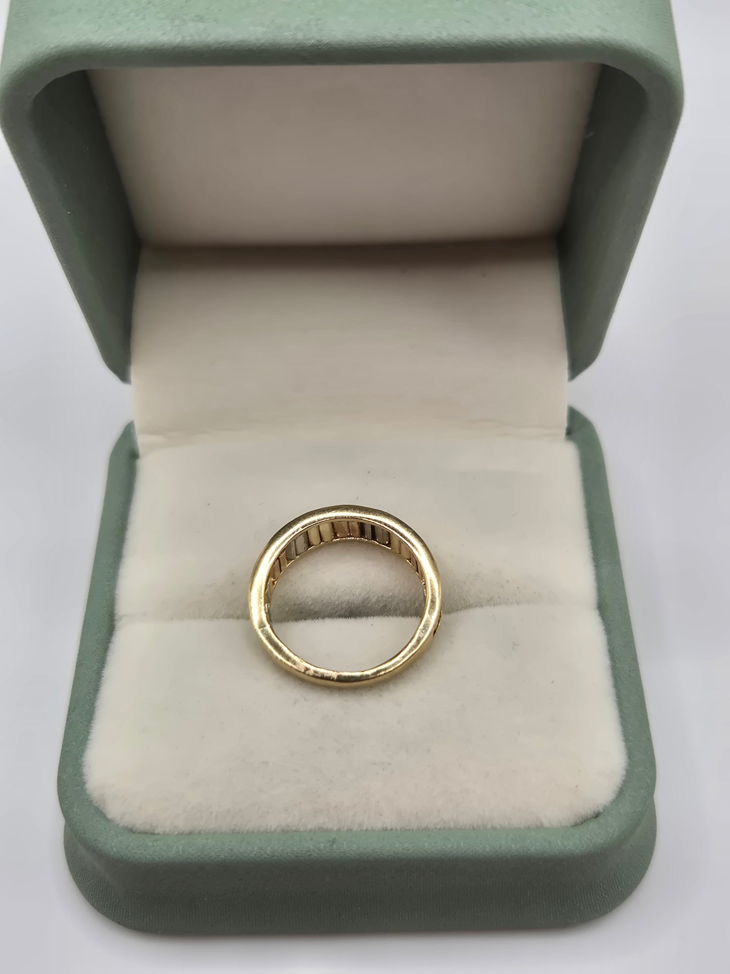 9ct tri gold ring