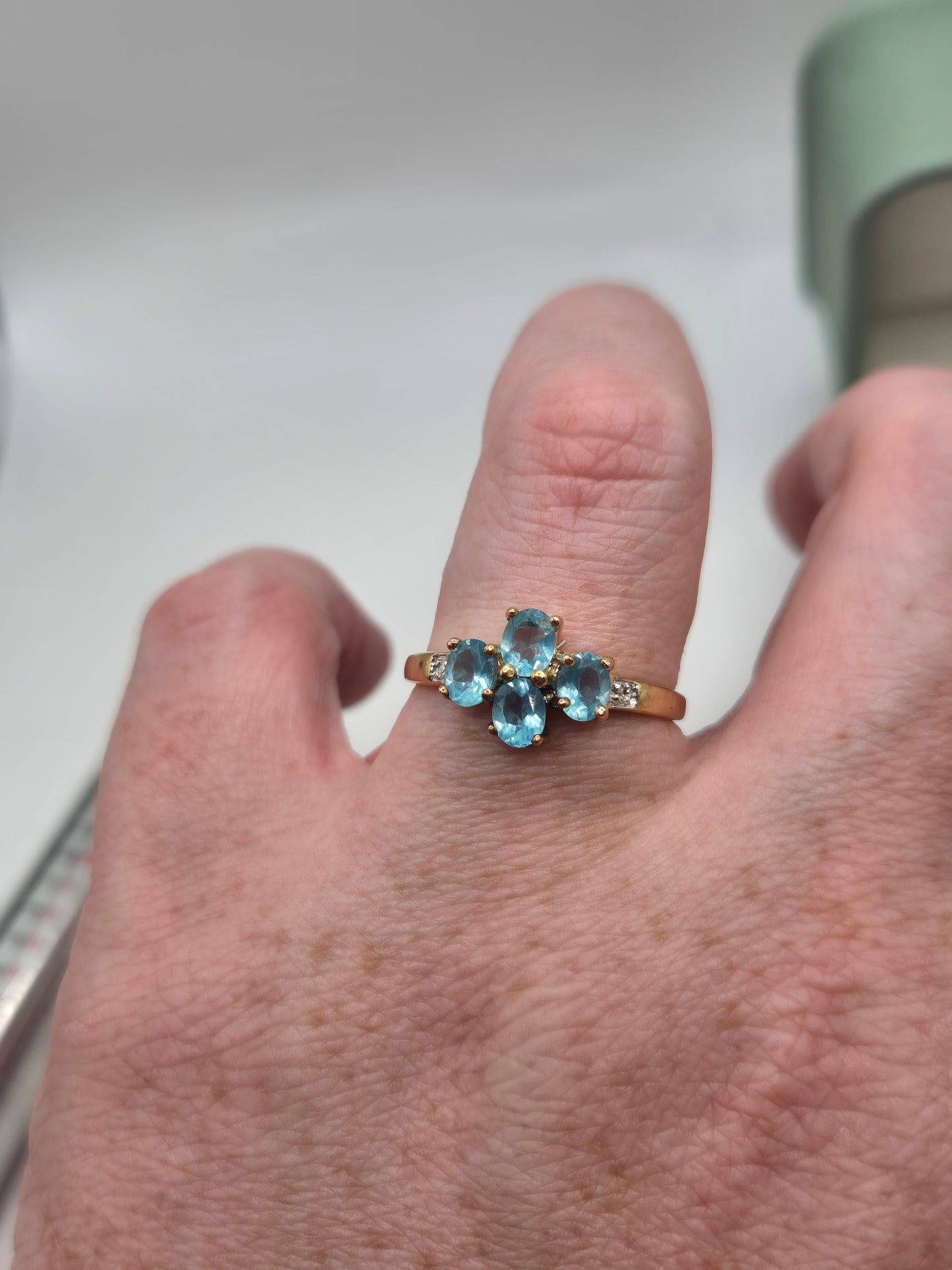 9ct gold topaz and diamond ring