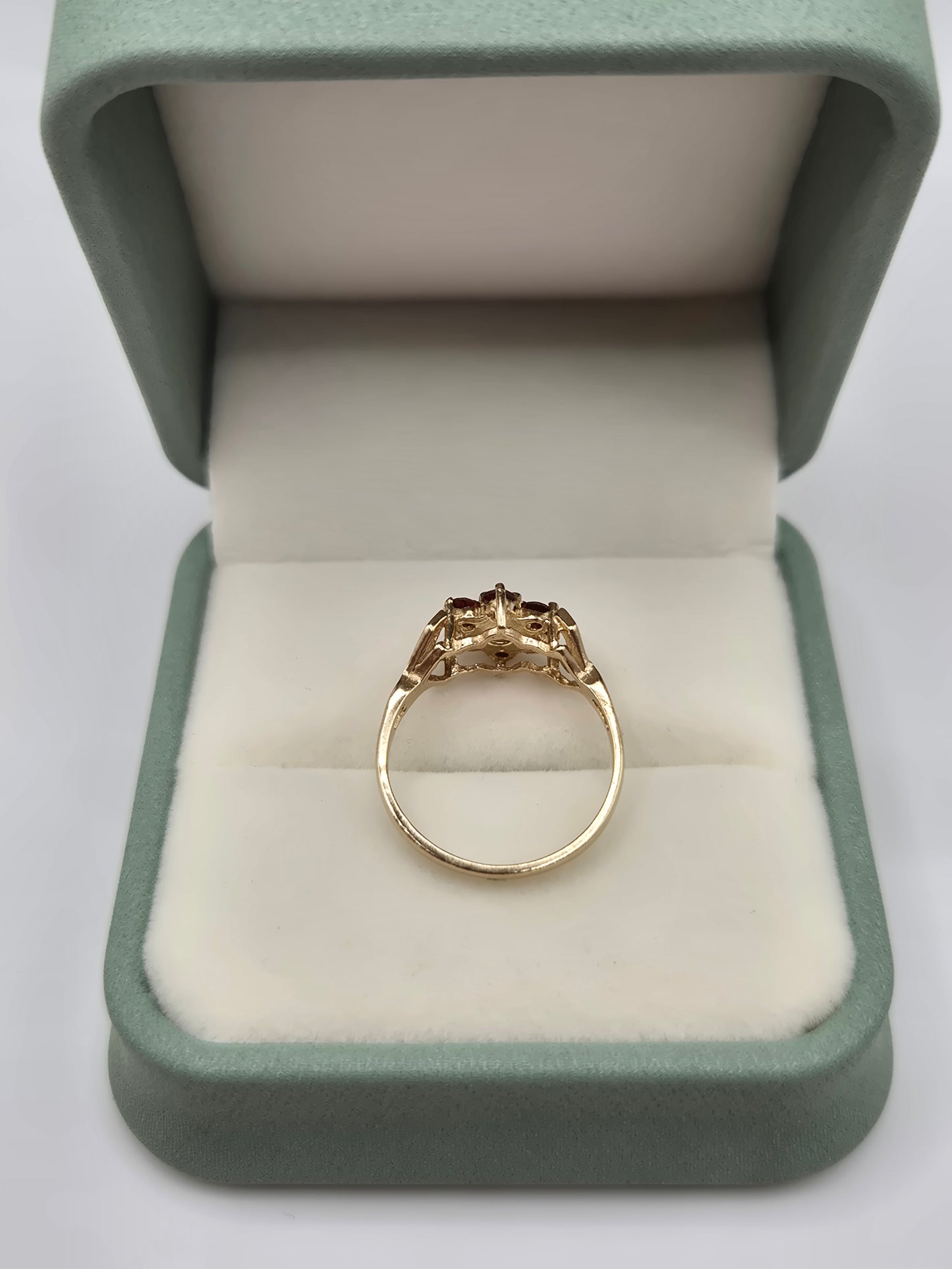 9ct gold opal and garnet ring