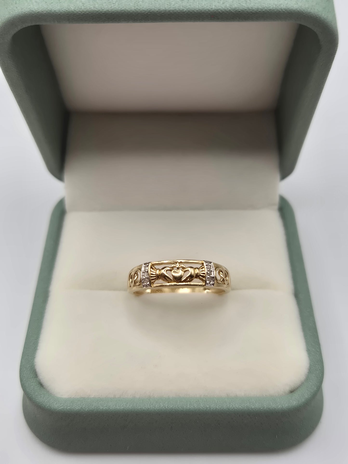 9ct gold diamond claddagh ring