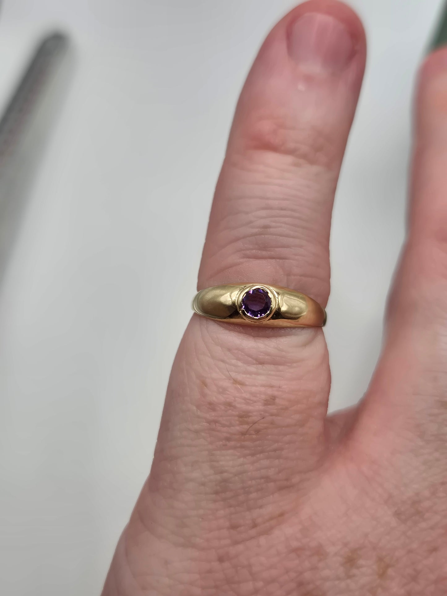9ct gold amethyst gypsy ring