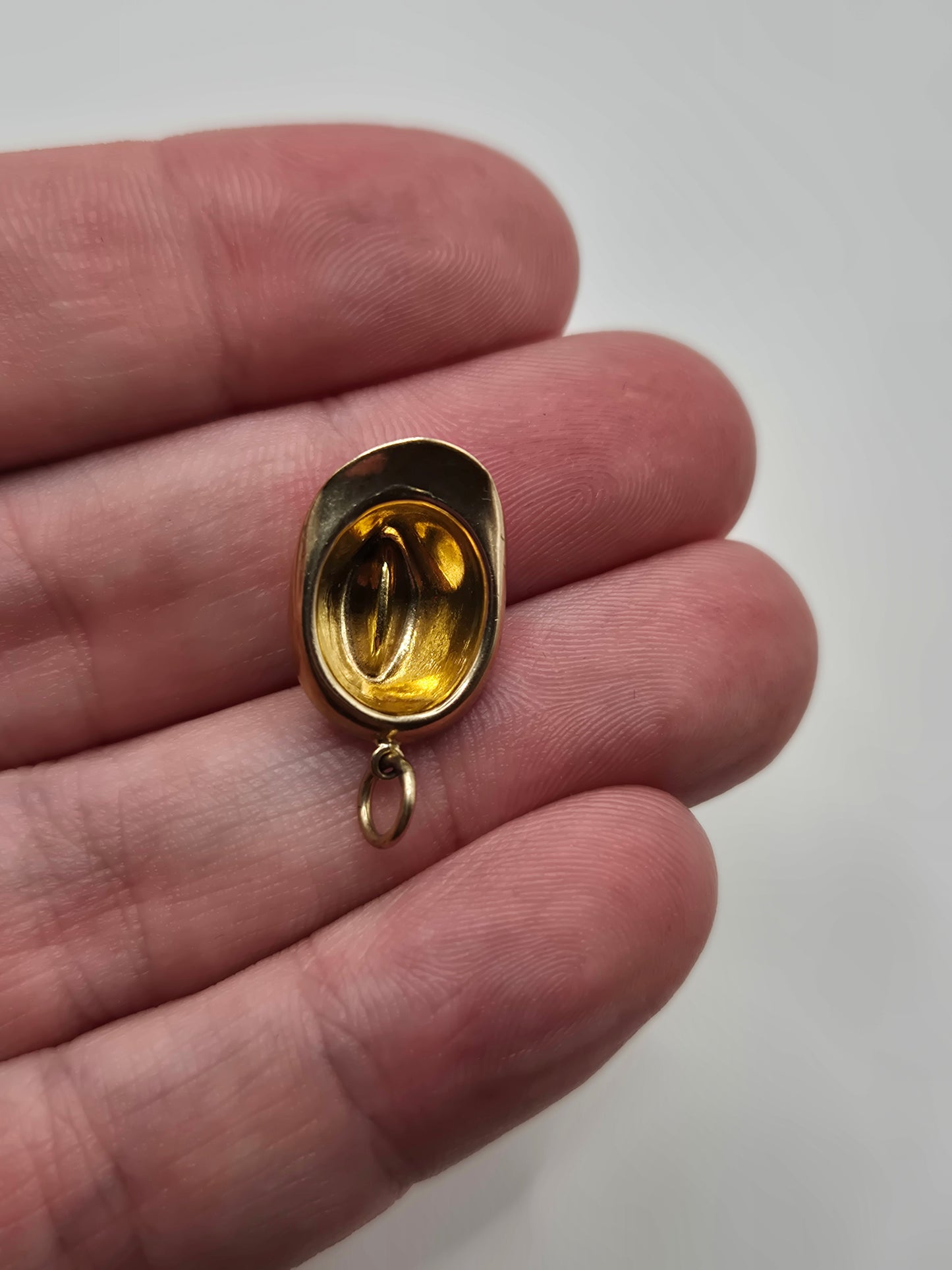 9ct gold cowboy hat Charm