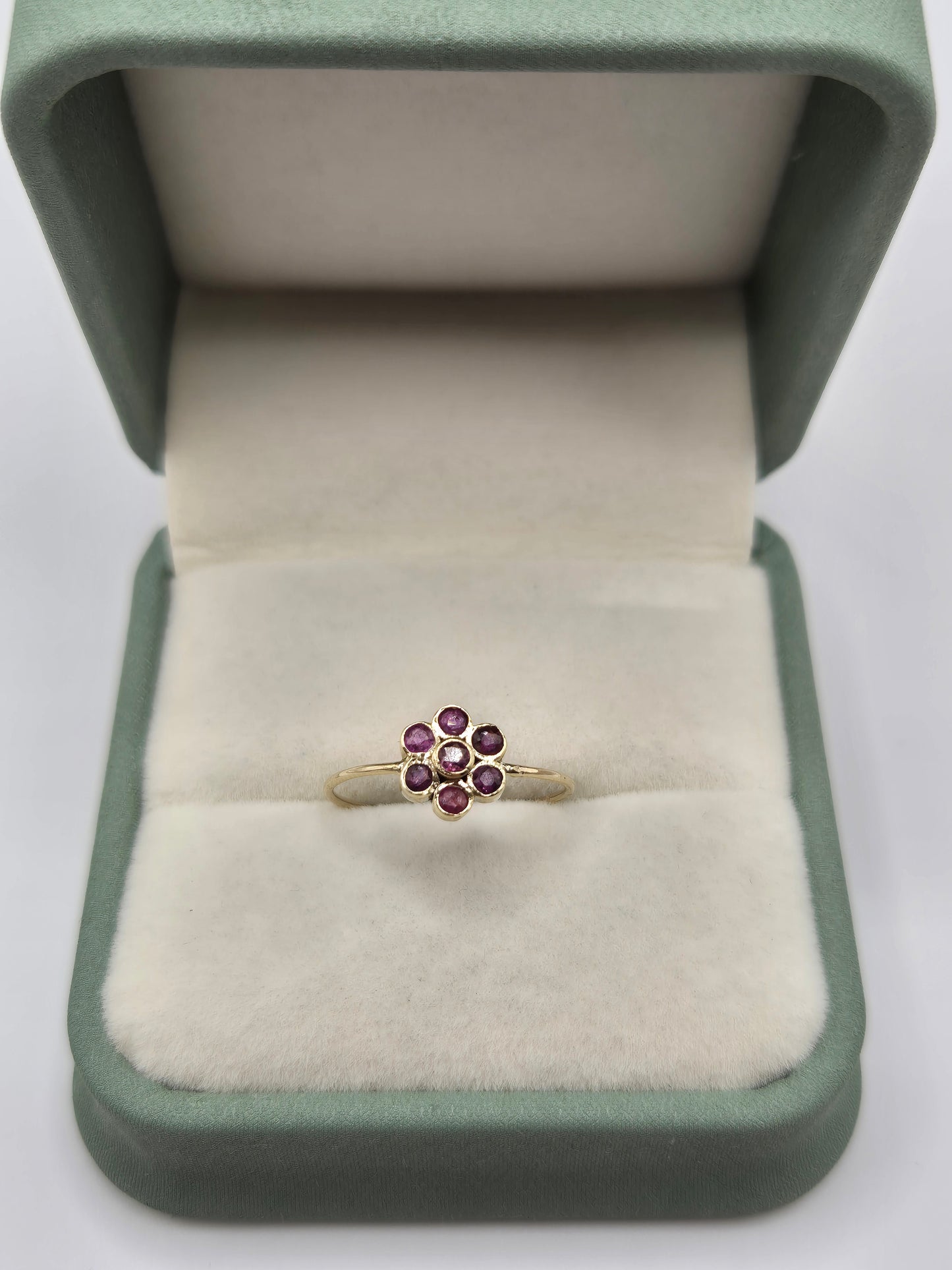 9ct gold ruby cluster ring