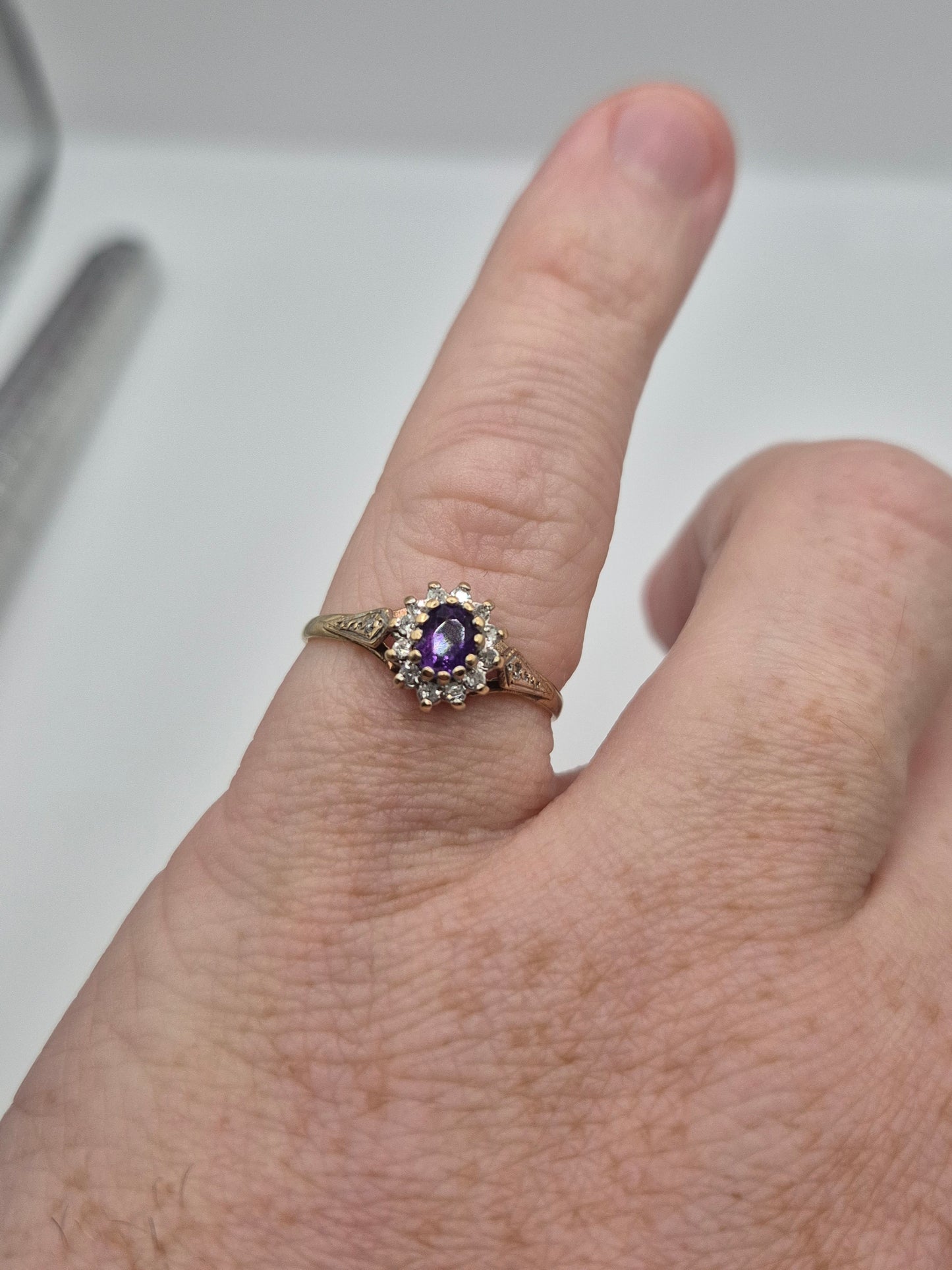 9ct gold amethyst and diamond ring