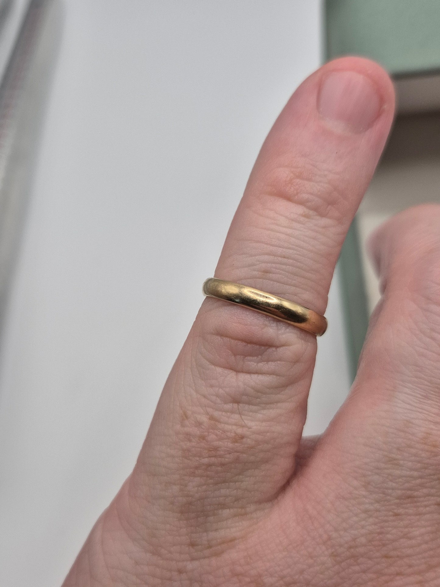 9ct gold wedding band ring