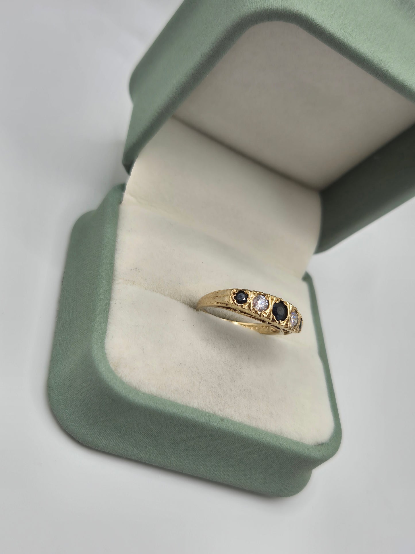 9ct gold sapphire and cz ring