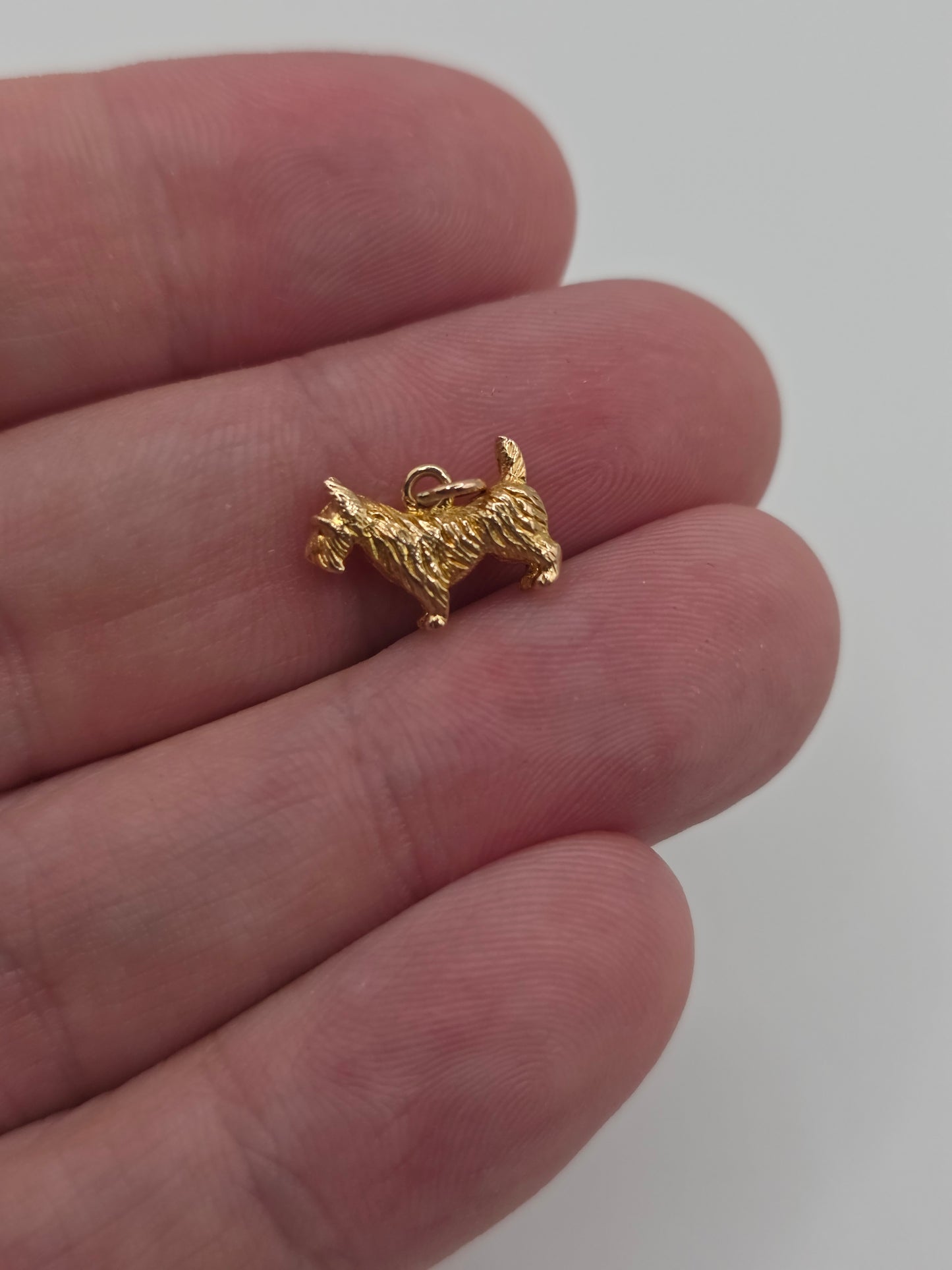 9ct gold scottie dog charm
