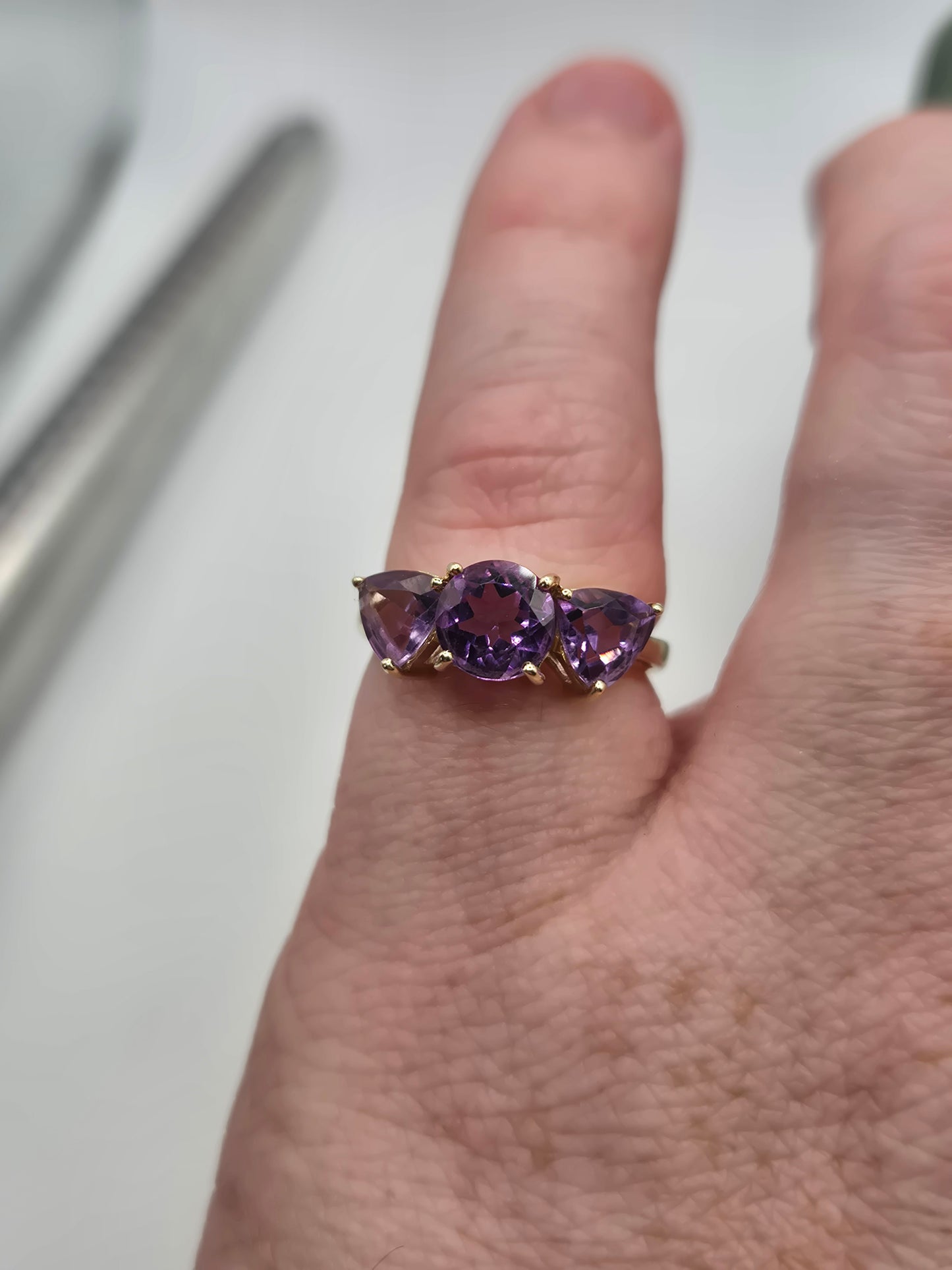 9ct gold amethyst ring